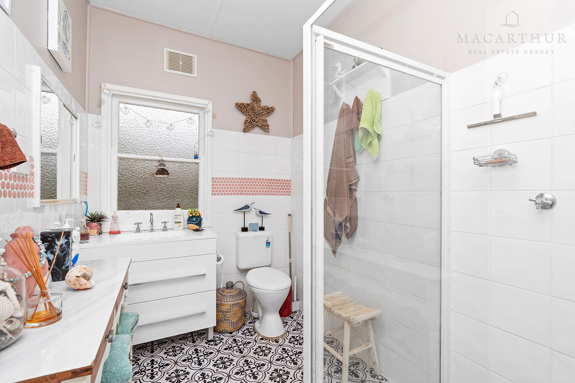 5 Hannah Street, Ganmain, NSW 2702 - Image 6