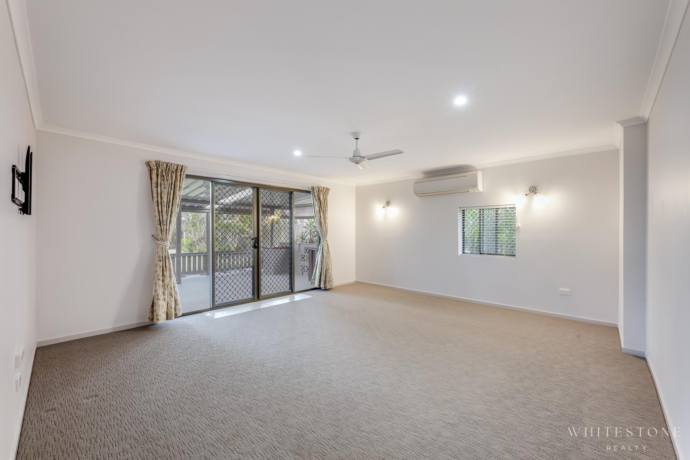 38 SINCLAIR STREET, Avenell Heights QLD 4670 - Image 7