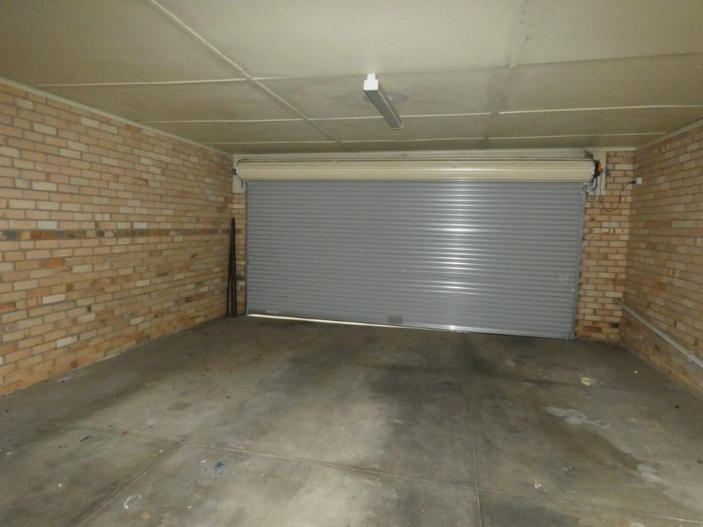 5-bedroom house at 43 Devereux Street, Warracknabeal, VIC 3393, Yarriambiack, Victoria
