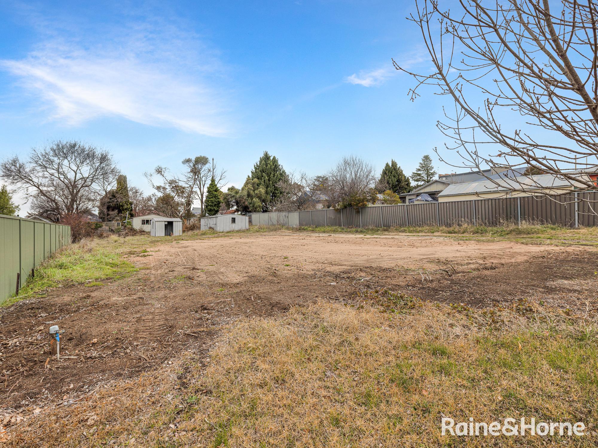 1-bedroom unit at 334 Peel Street, Bathurst, NSW 2795, Bathurst, New South Wales
