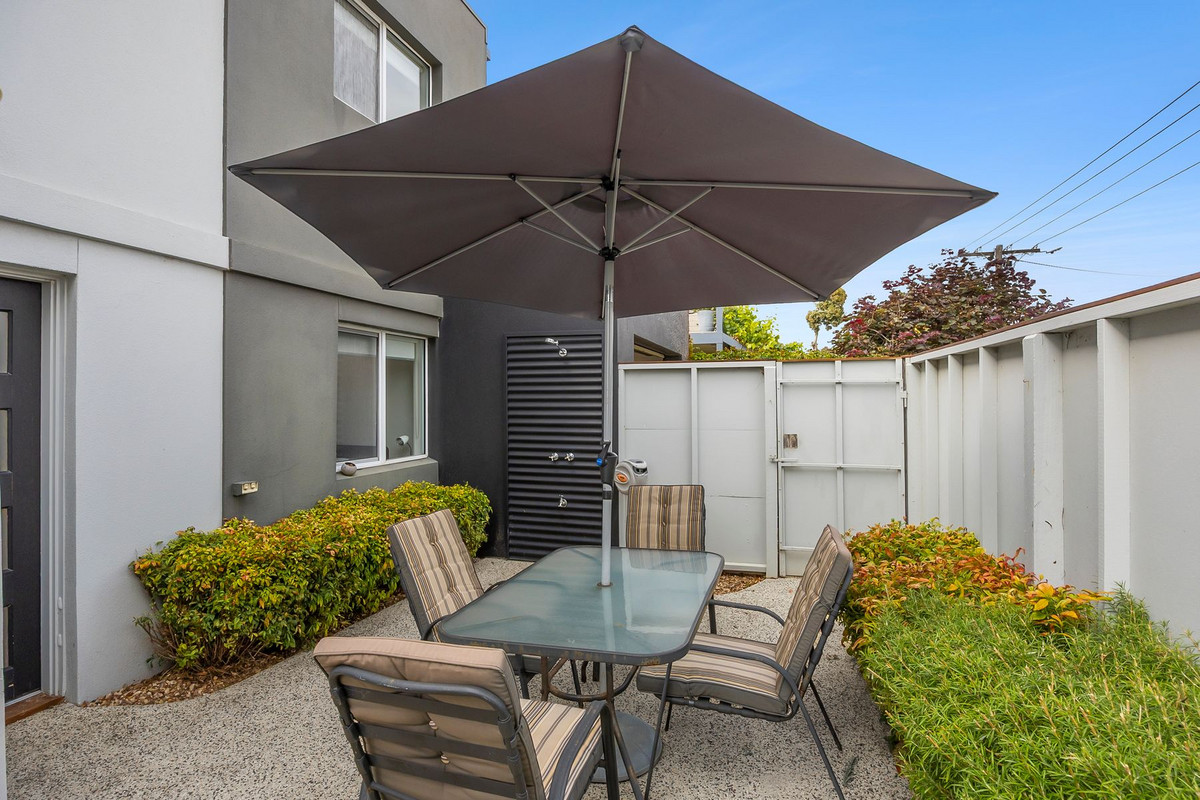 1 4 PEARL STREET, TORQUAY VIC 3228 - Image 9