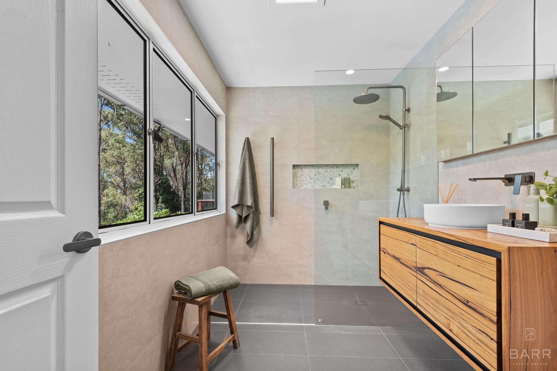 5-bedroom house at 120 Hornsey Road, Anstead, QLD 4070, Brisbane, Queensland