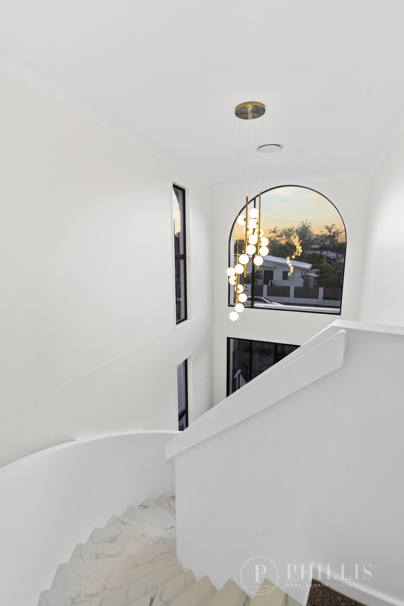 14 Cabarita Street, Biggera Waters, Qld, 4216 - Image 8