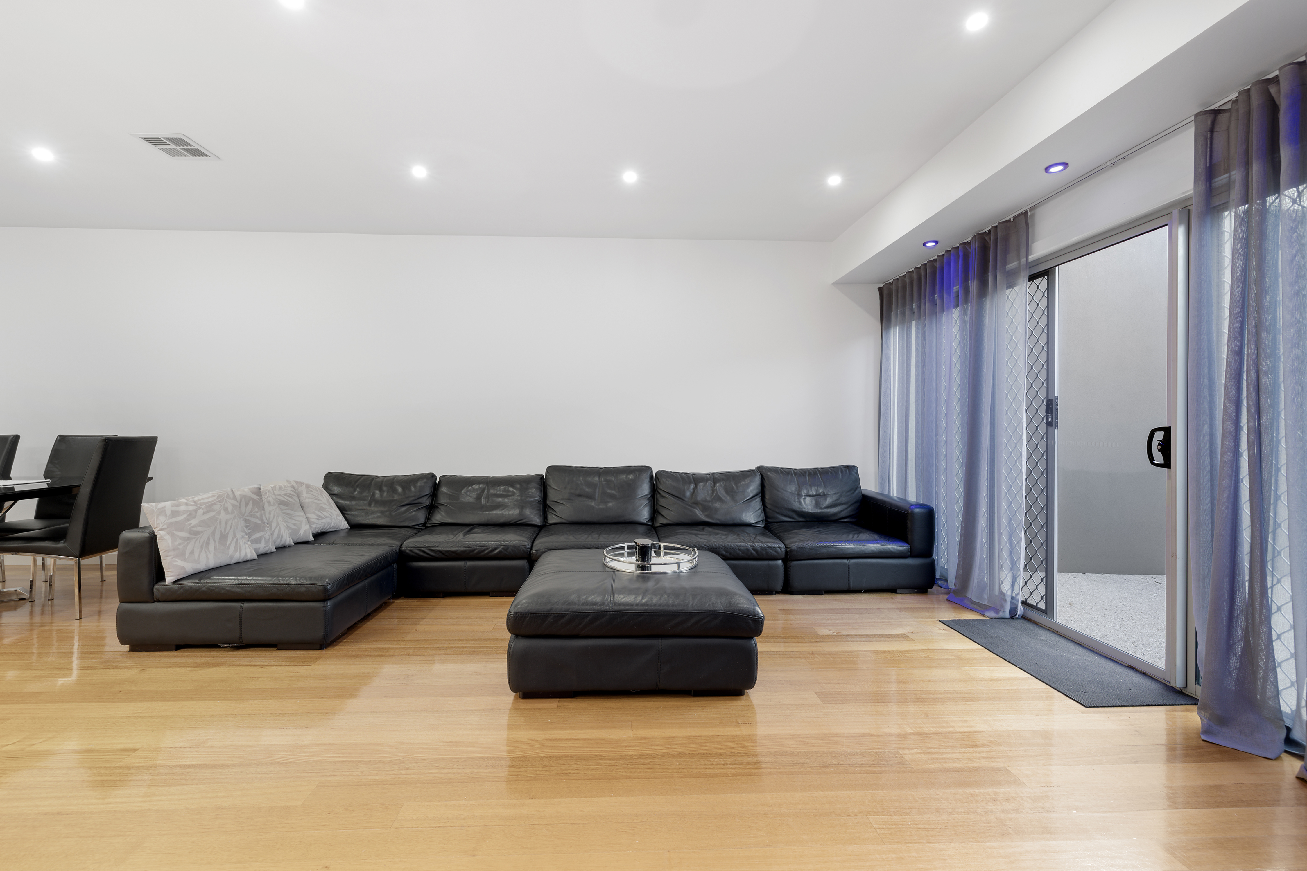 6 MOYHU TERRACE, Rowville VIC 3178 - Image 2