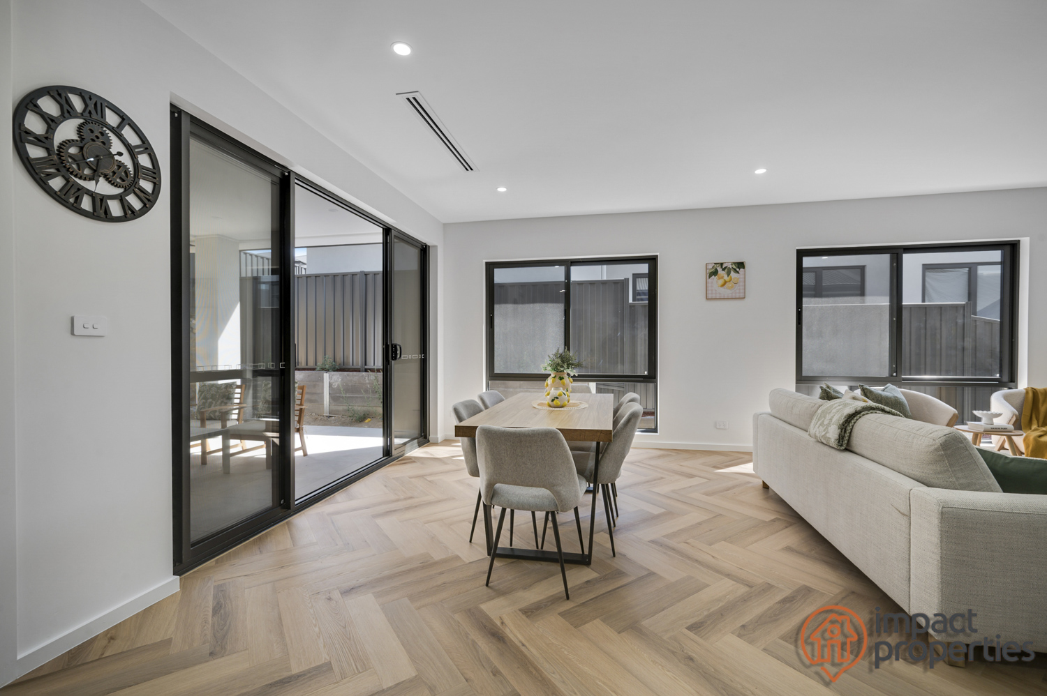 218 GLENROCK DRIVE, Googong NSW 2620 - Image 6