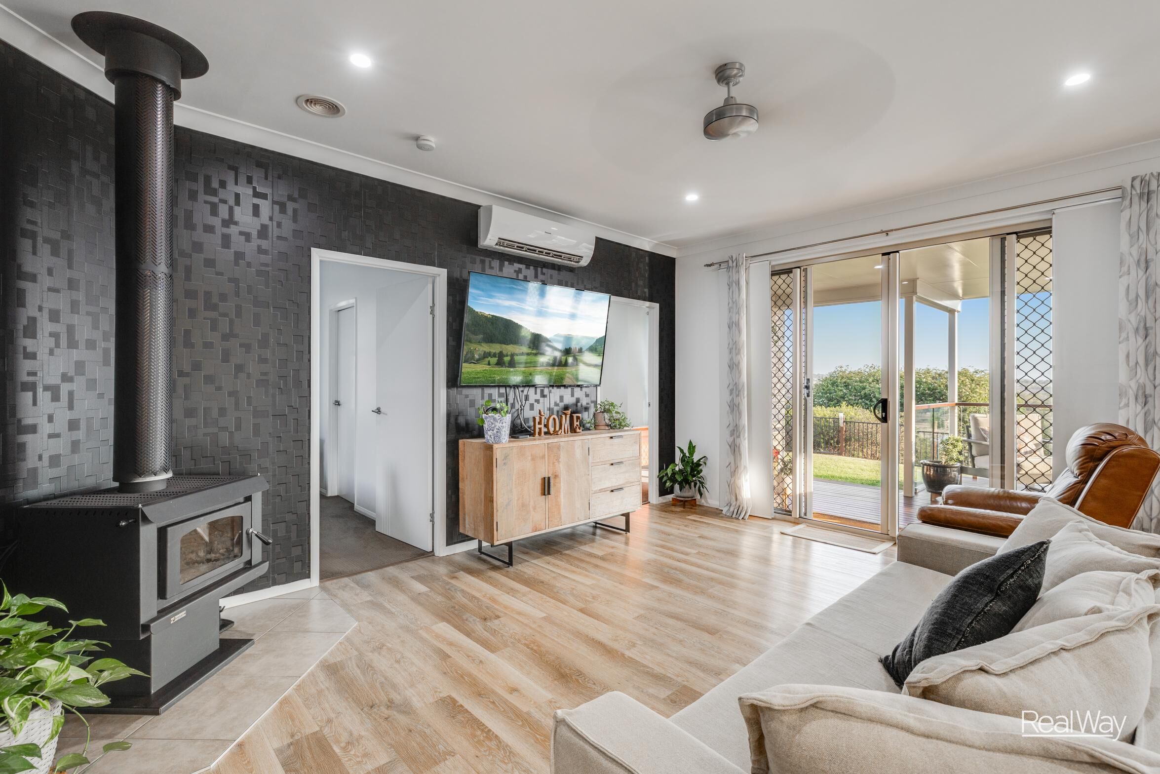 6-bedroom house at 13 Panorama Crescent, Gowrie Junction, QLD 4352, Toowoomba, Queensland