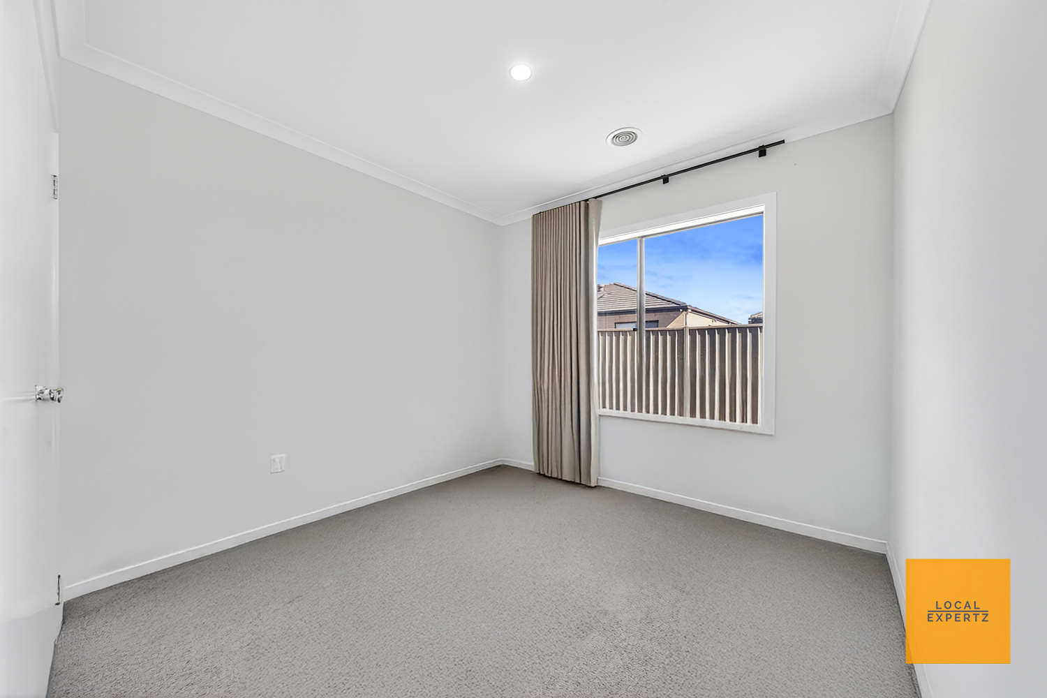 4-bedroom house at 33 WALTON STREET, Melton South VIC 3338, Melton, Victoria