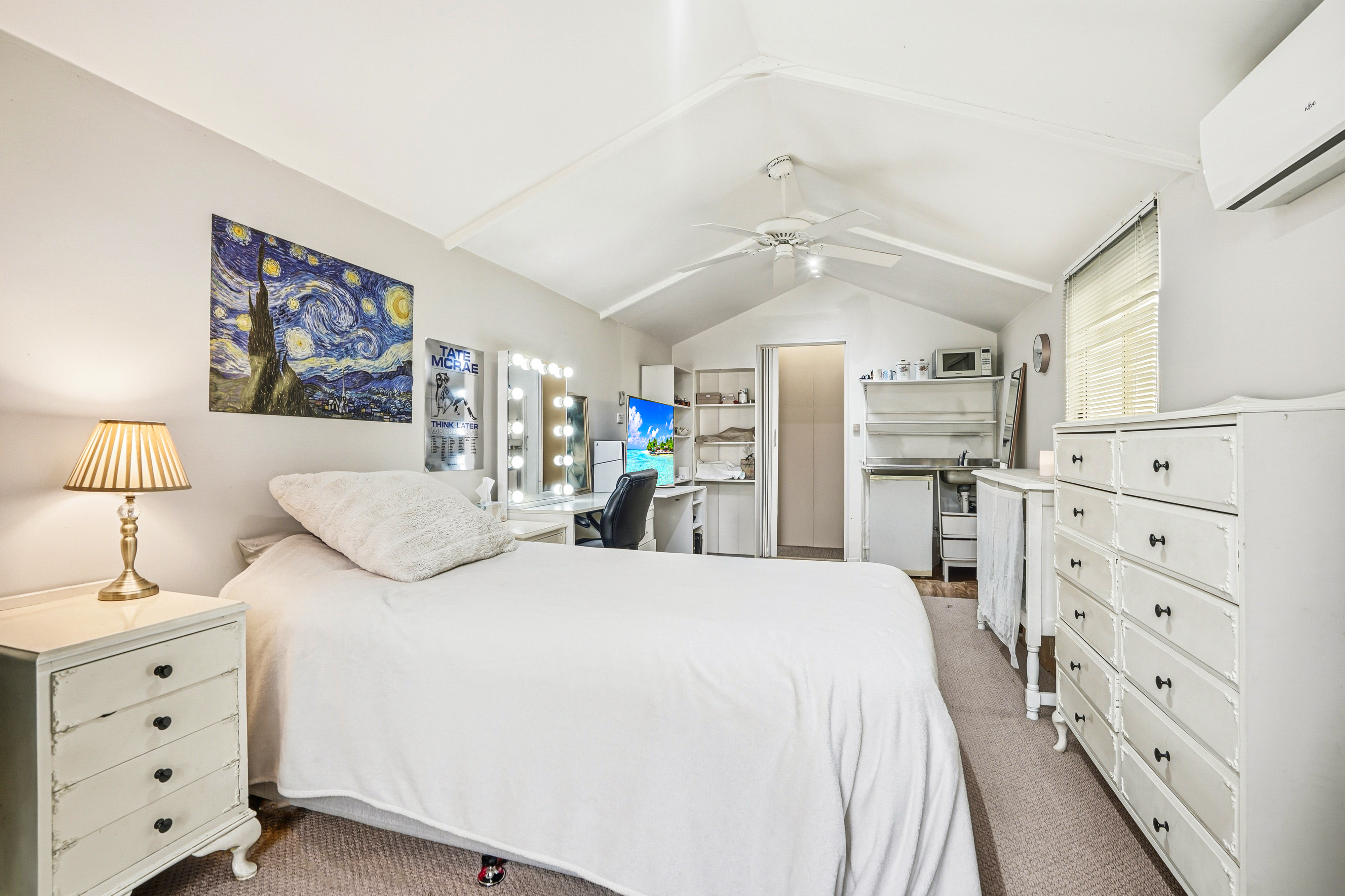 9 Kent Place, Colyton, NSW 2760 - Image 7