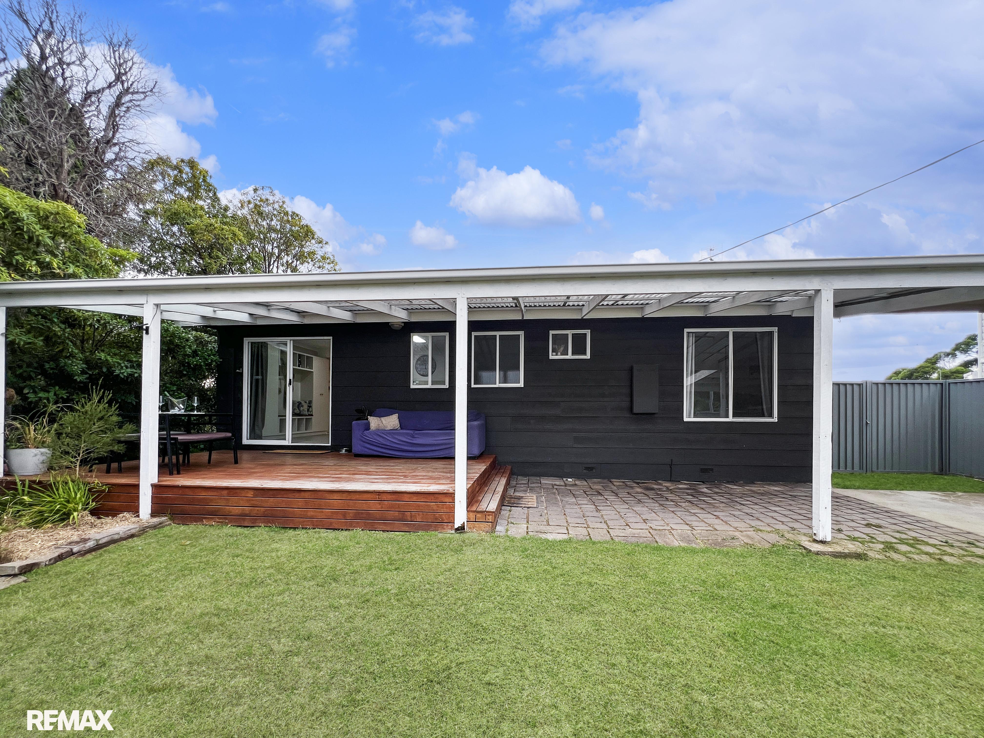 10 Hugh Street, Metung, VIC 3904 - Image 1