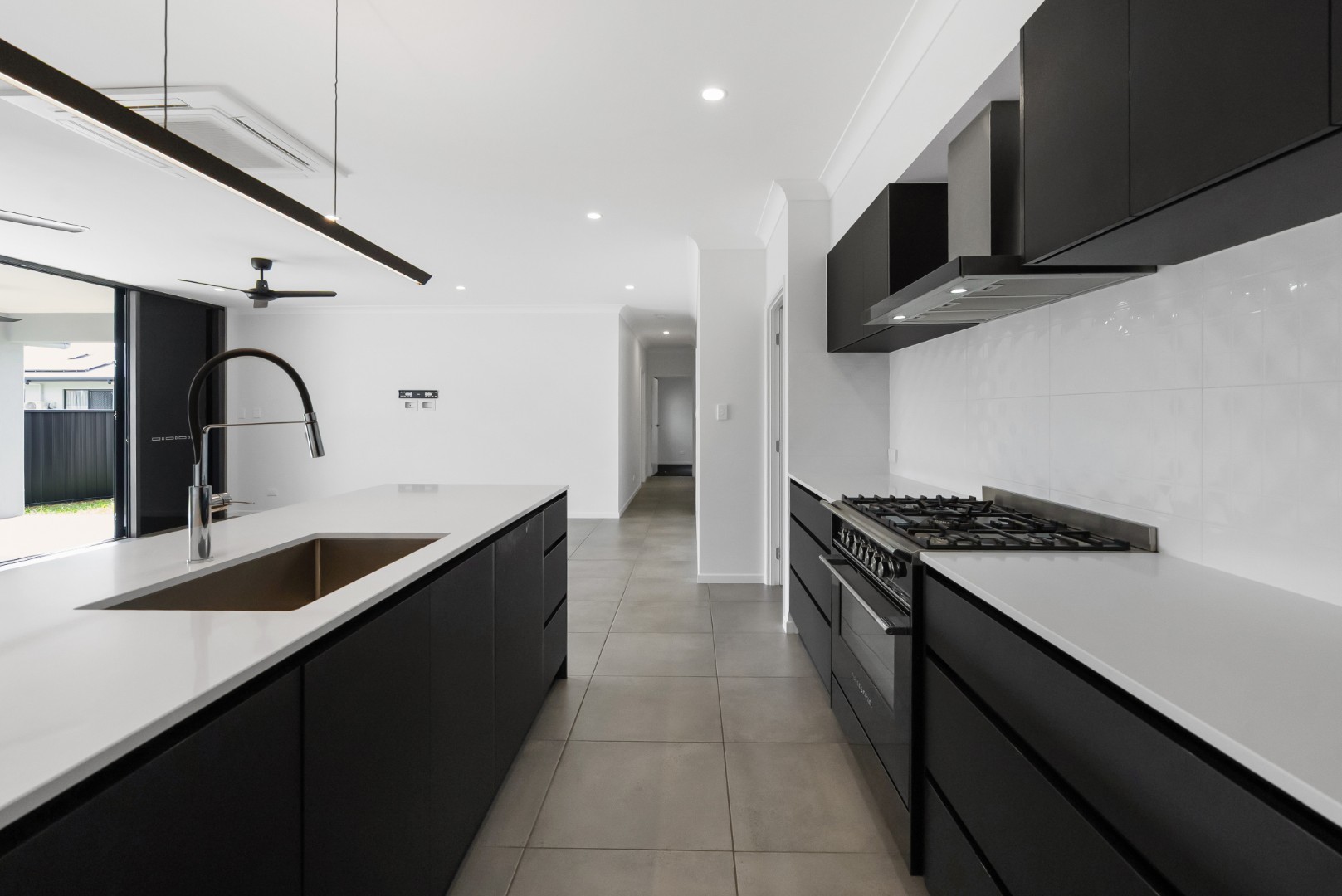6-bedroom house at 1 Drummer Close, Kanimbla, Qld, 4870, Cairns, Queensland