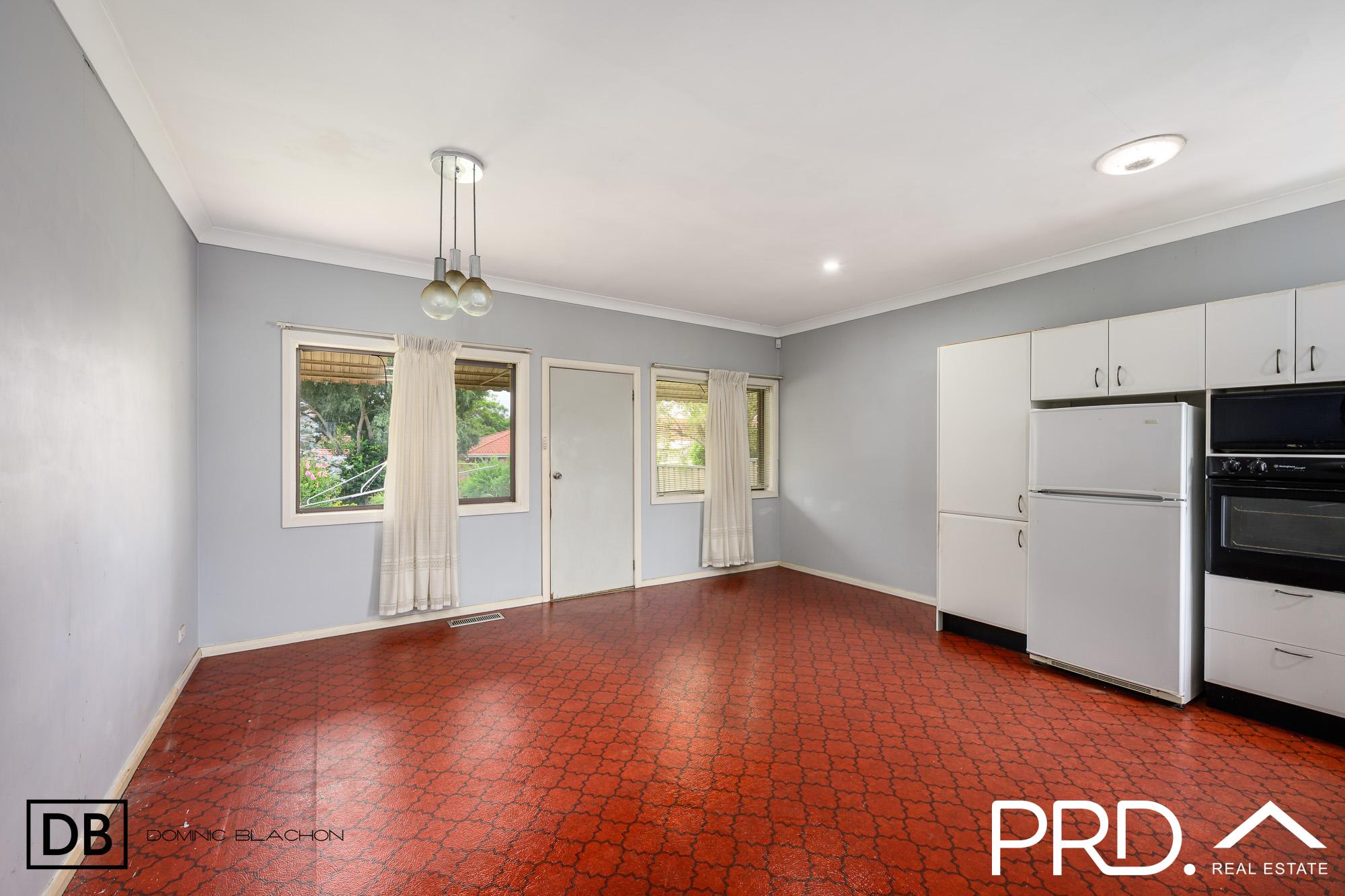 12 Bellevue Avenue, Georges Hall, NSW 2198 - Image 5