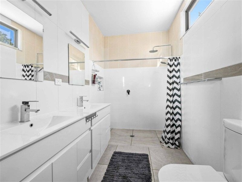 27 Silkwood Court, Glenore Grove, QLD 4342 - Image 10