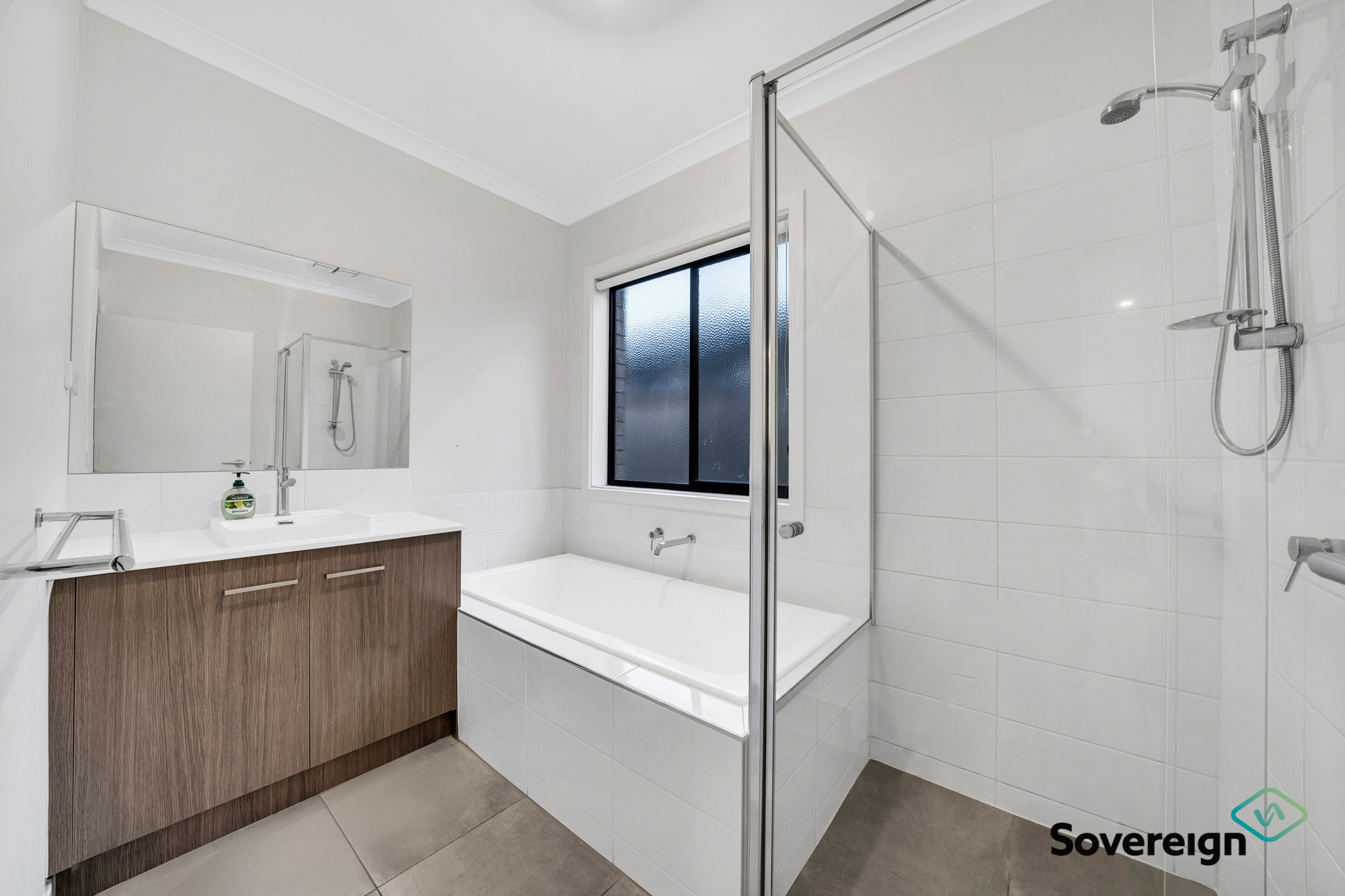 43 Pitfield Avenue, Cranbourne East, VIC 3977 - Image 9