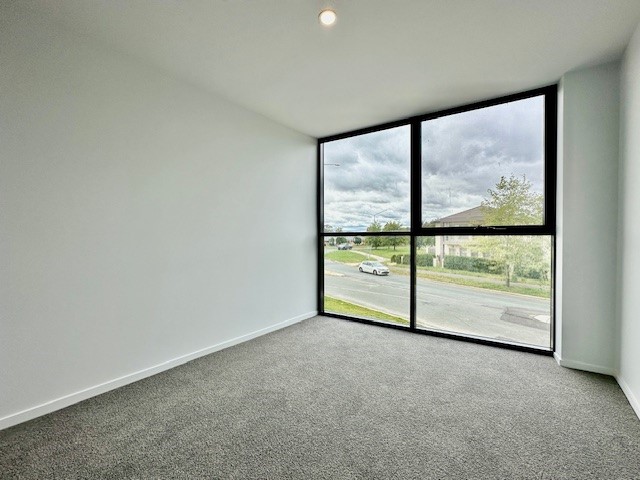 121/87 Gozzard Street, Gungahlin, Act, 2912 - Image 5