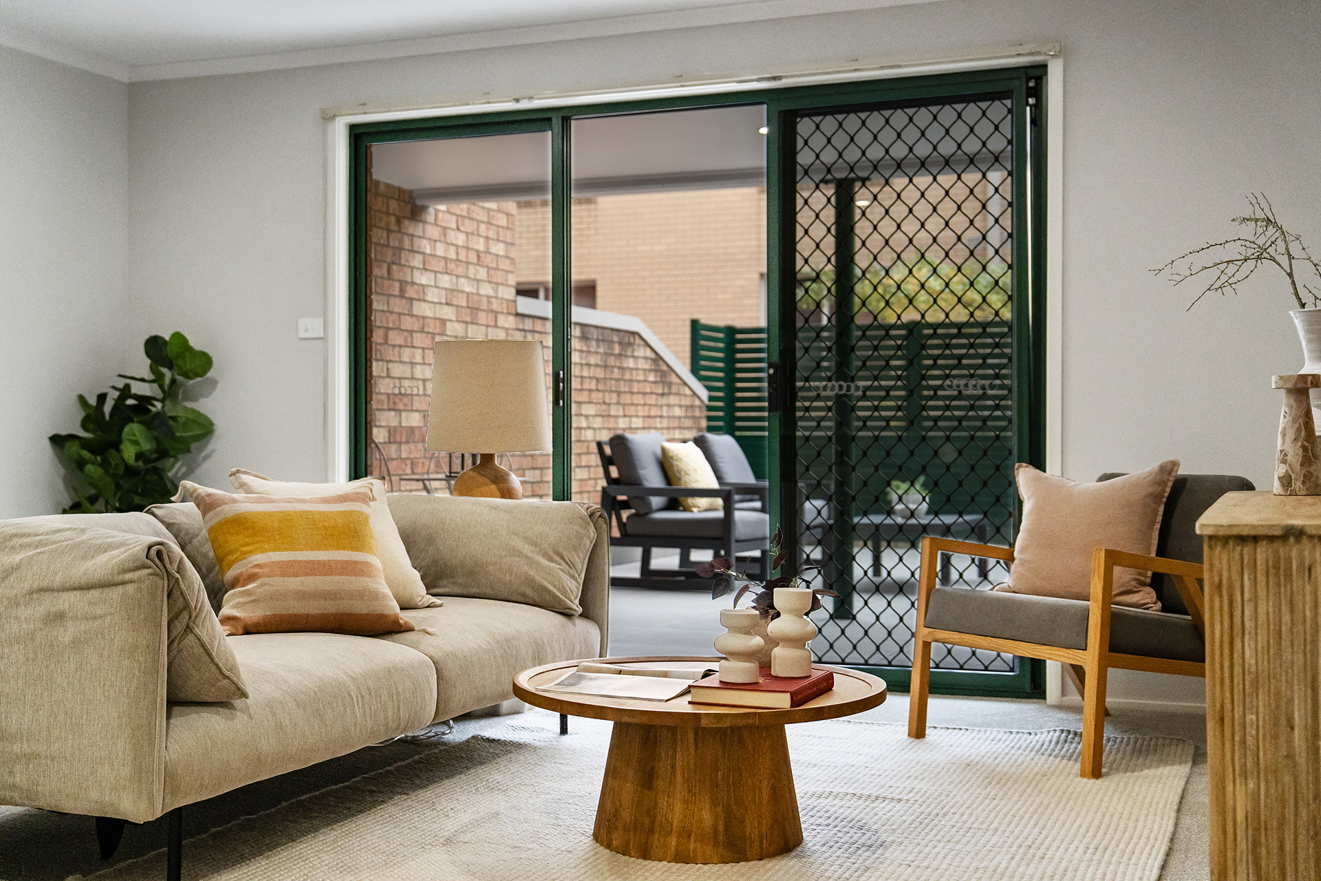 1-bedroom unit at ROYSTONVALE 68 10 EYRE STREET, GRIFFITH ACT 2603, Unincorporated Act, Australian Capital Territory