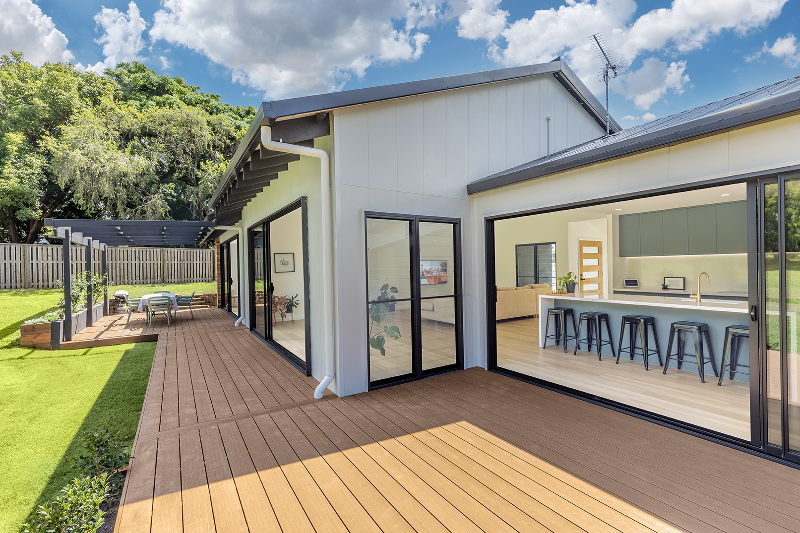 3-bedroom house at 21 Riversdale Road, Oxenford, QLD 4210, Gold Coast, Queensland