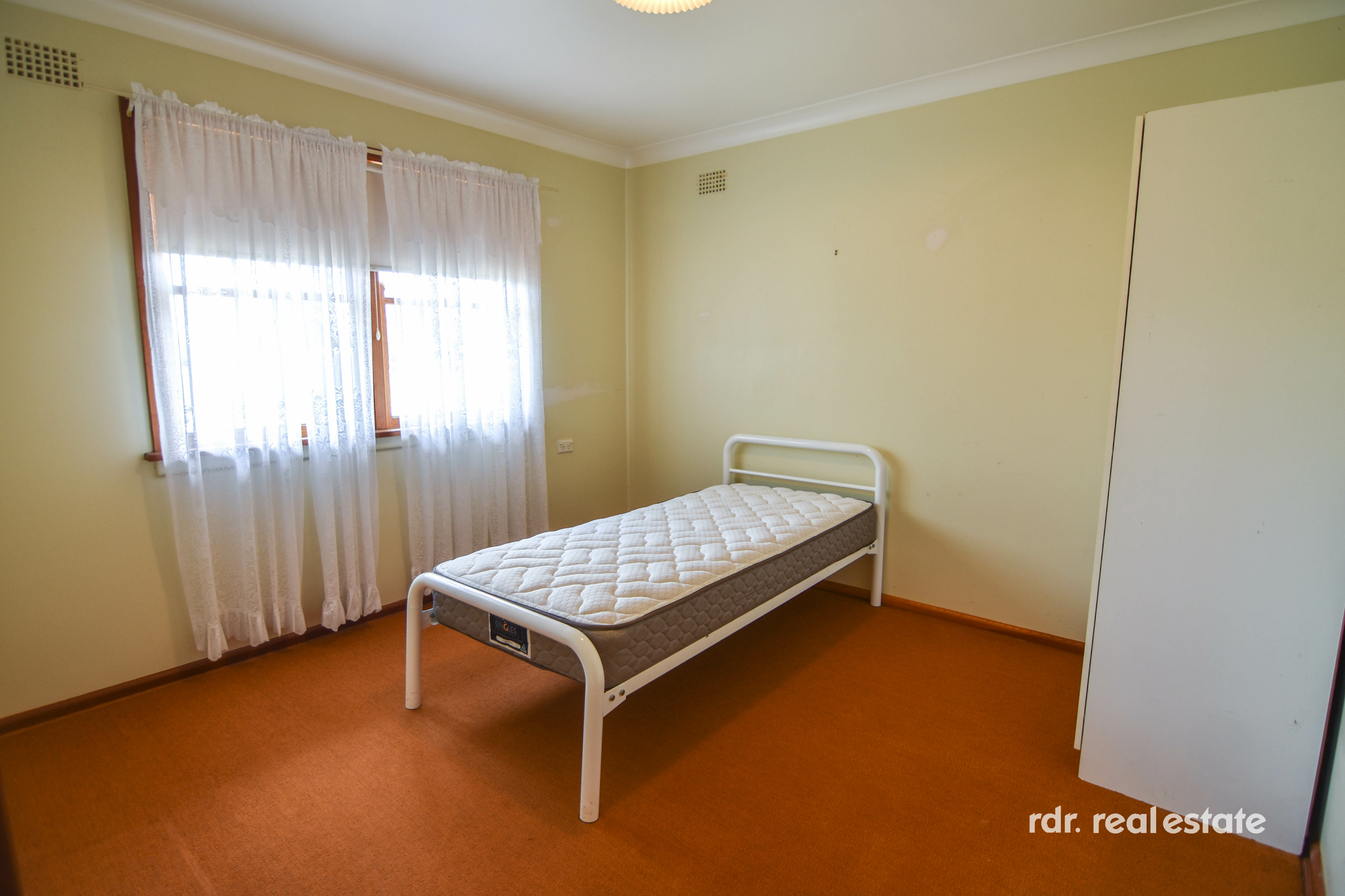 58 Wynne Street, Inverell, NSW 2360 - Image 2