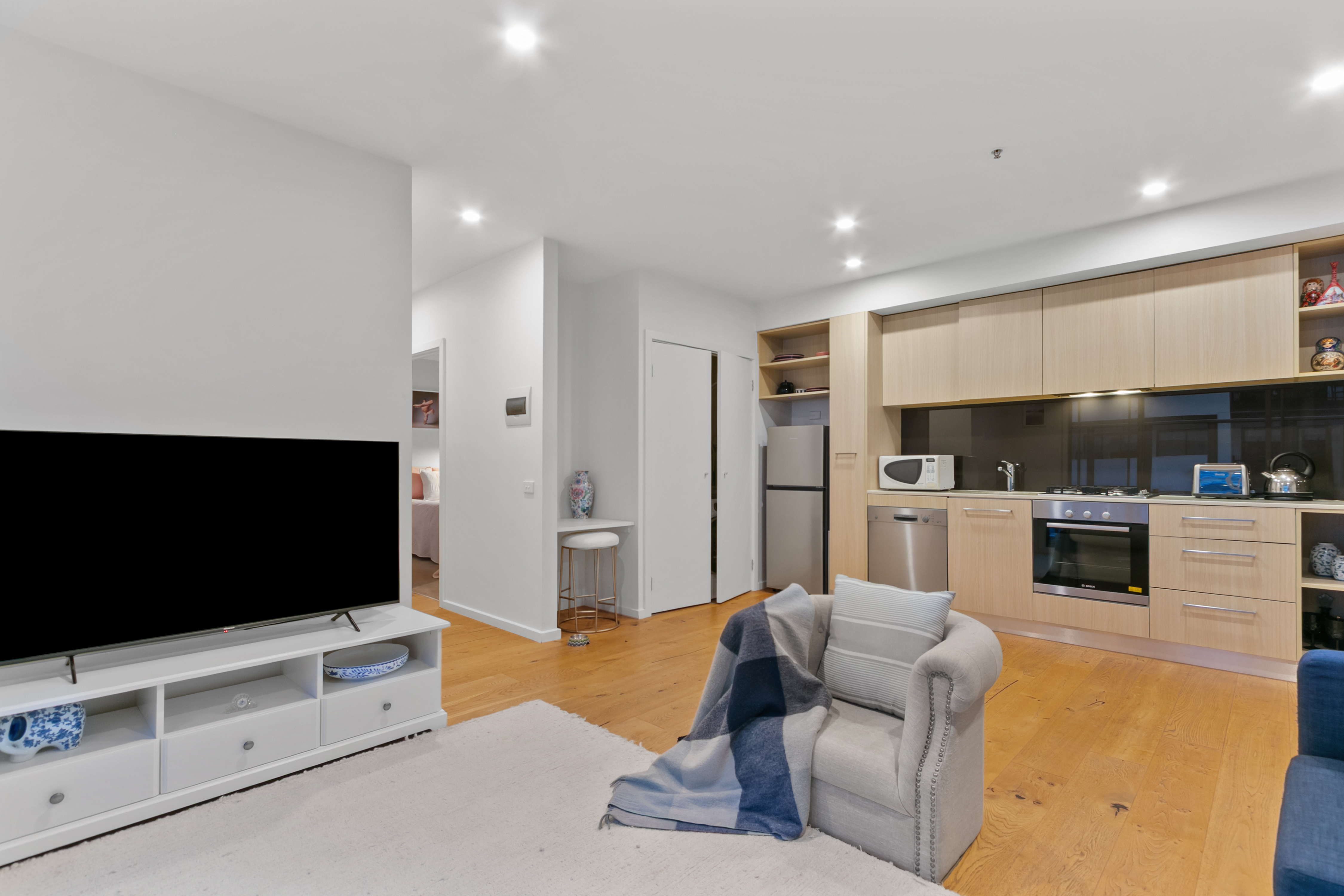 2-bedroom unit at 406/9 Chesterville Road, Cheltenham, VIC 3192, Kingston (Vic.), Victoria