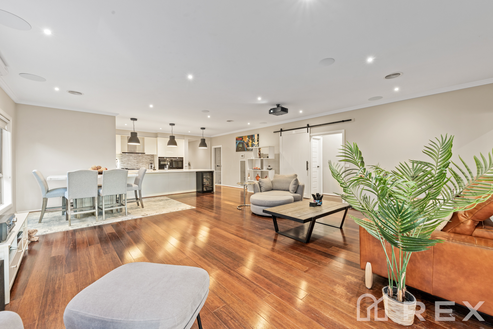 6 Limeburner Grove, Botanic Ridge, VIC 3977 - Image 3