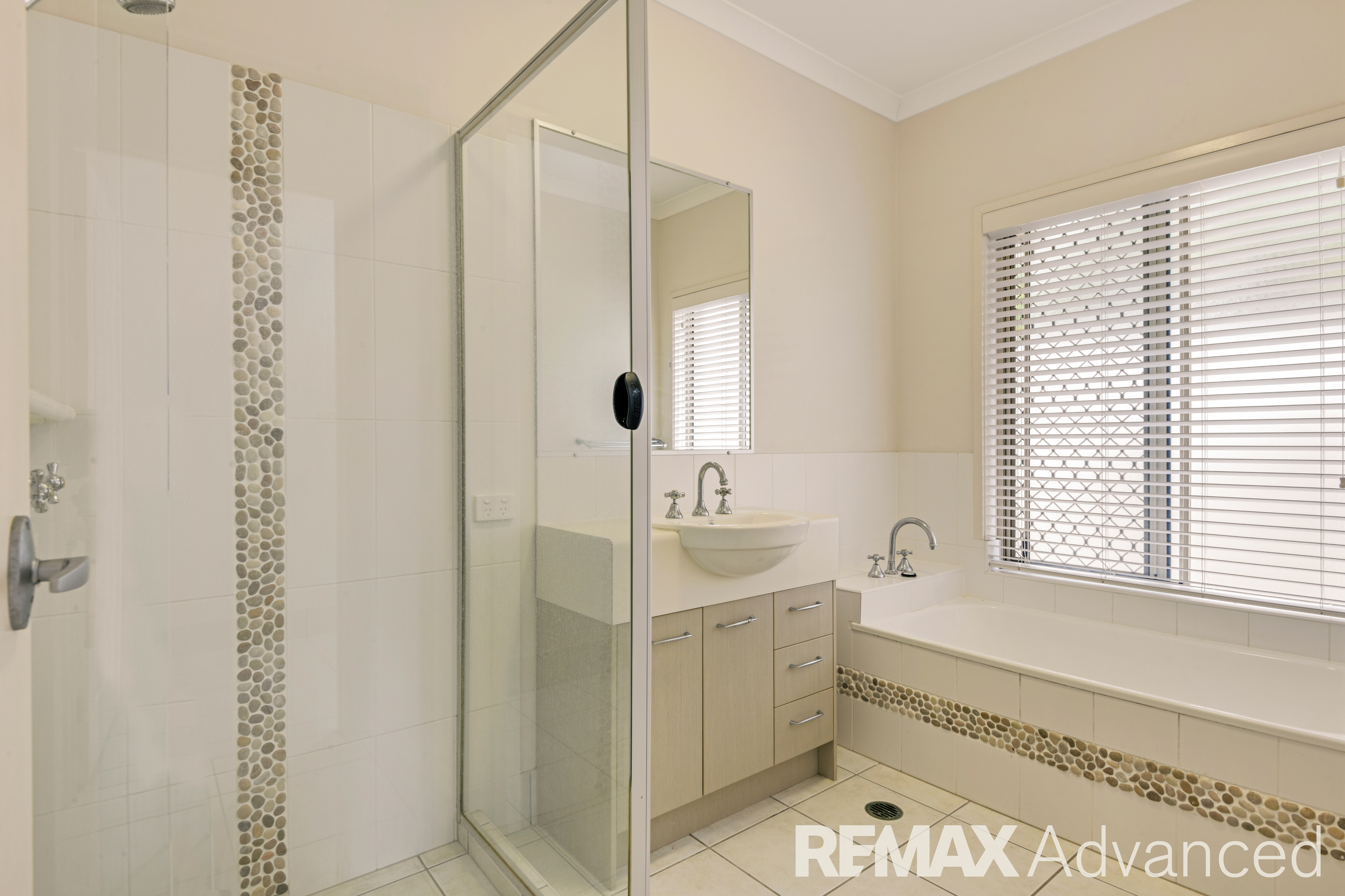 59 RAPTOR PARADE, Banksia Beach QLD 4507 - Image 8