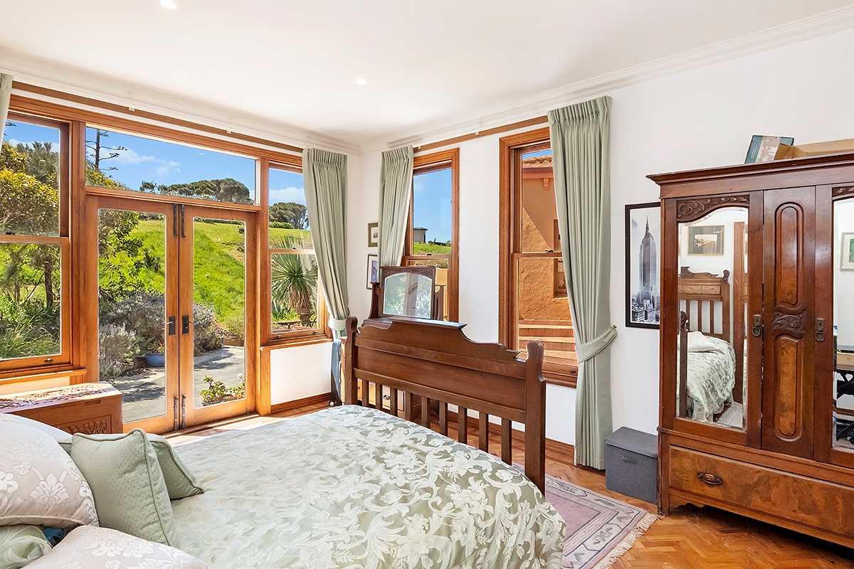 5-bedroom house at 22 Logans Beach Road, Warrnambool, VIC 3280, Warrnambool, Victoria
