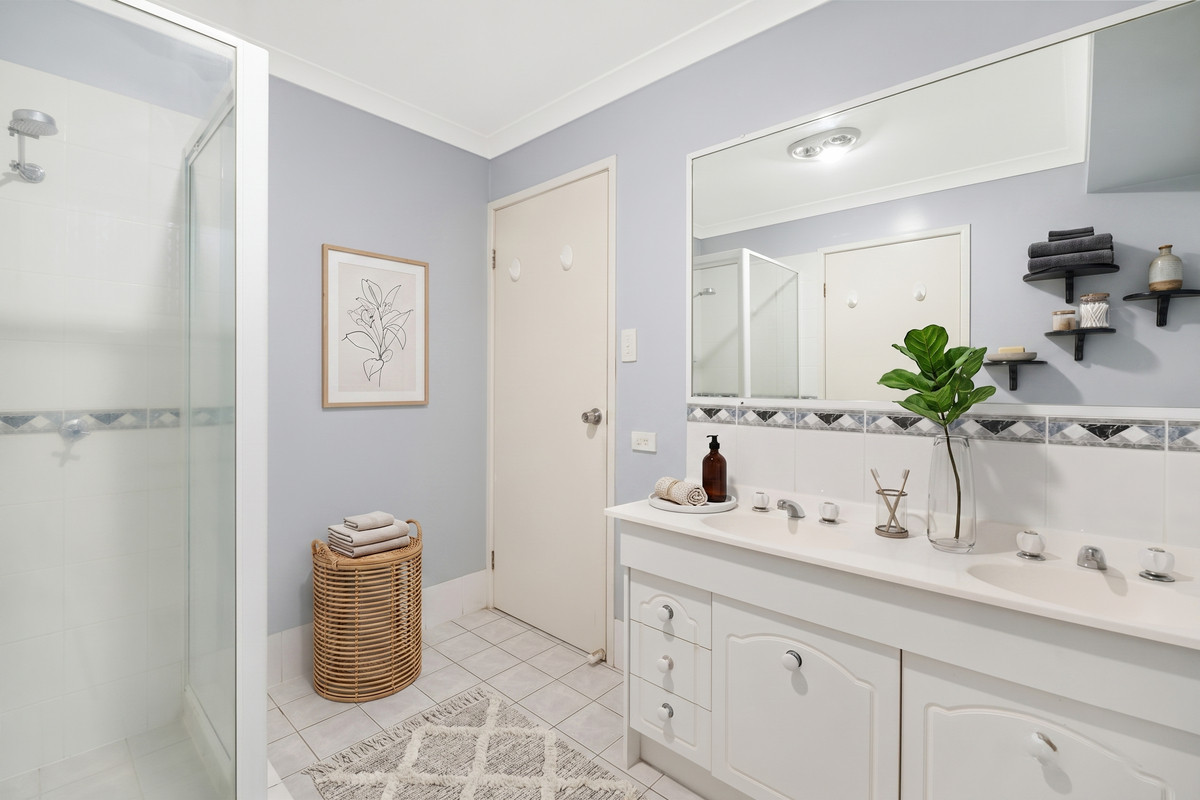 4 LATROBE STREET, Fitzgibbon QLD 4018 - Image 7
