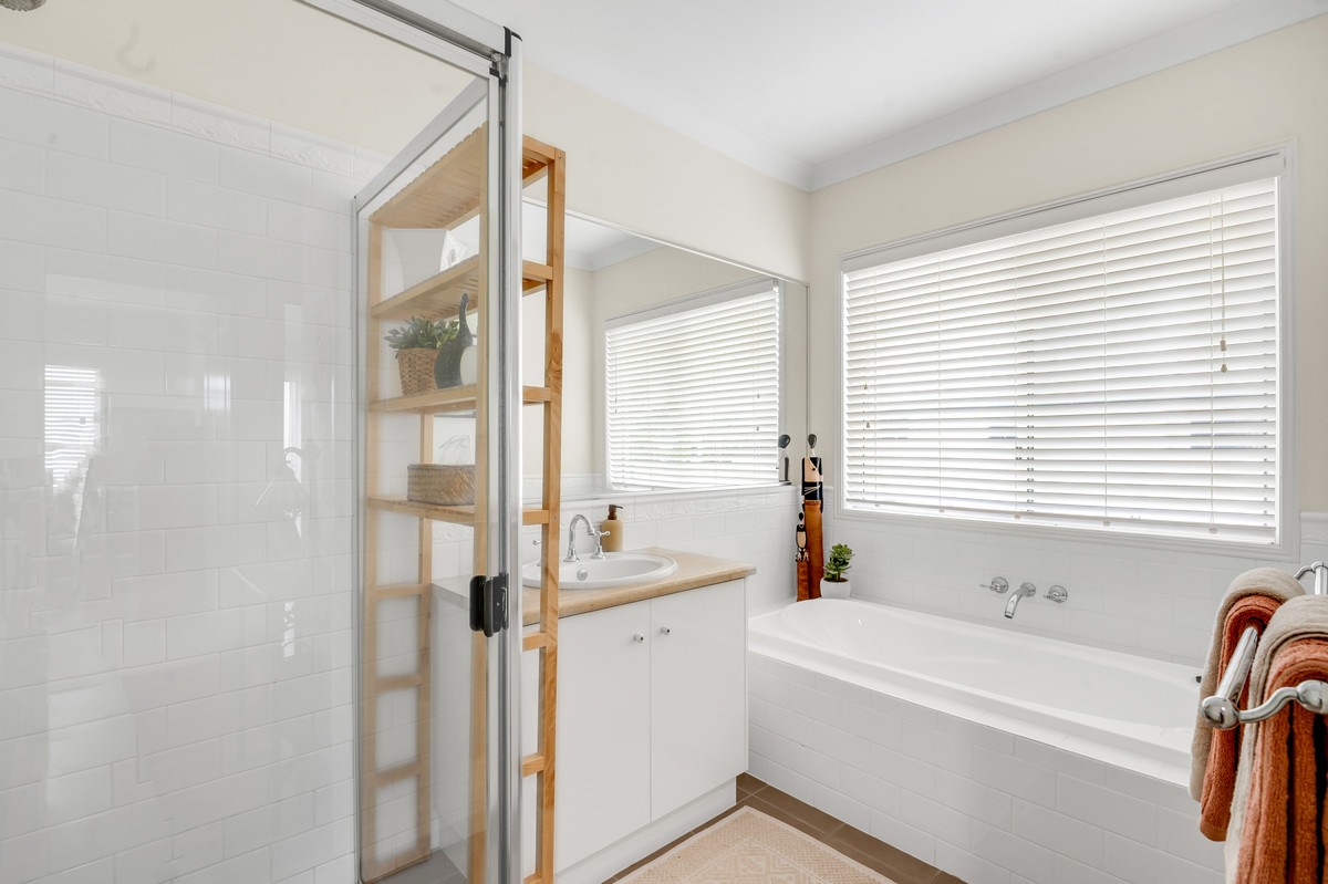 4-bedroom house at 9 CANNINGVALE ROAD, Warwick QLD 4370, Southern Downs, Queensland