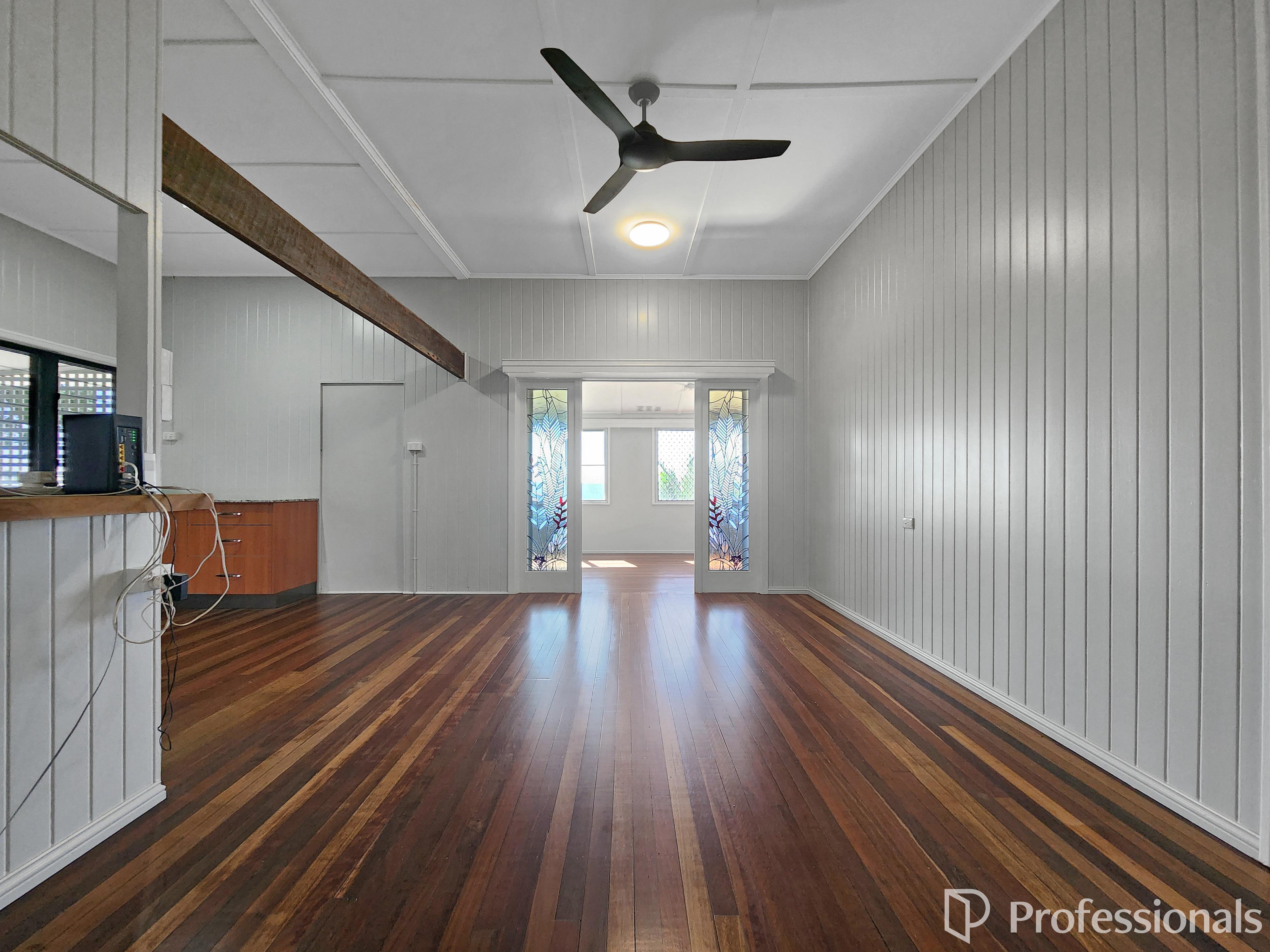 18 Hay Street, Bowen, QLD 4805 - Image 9