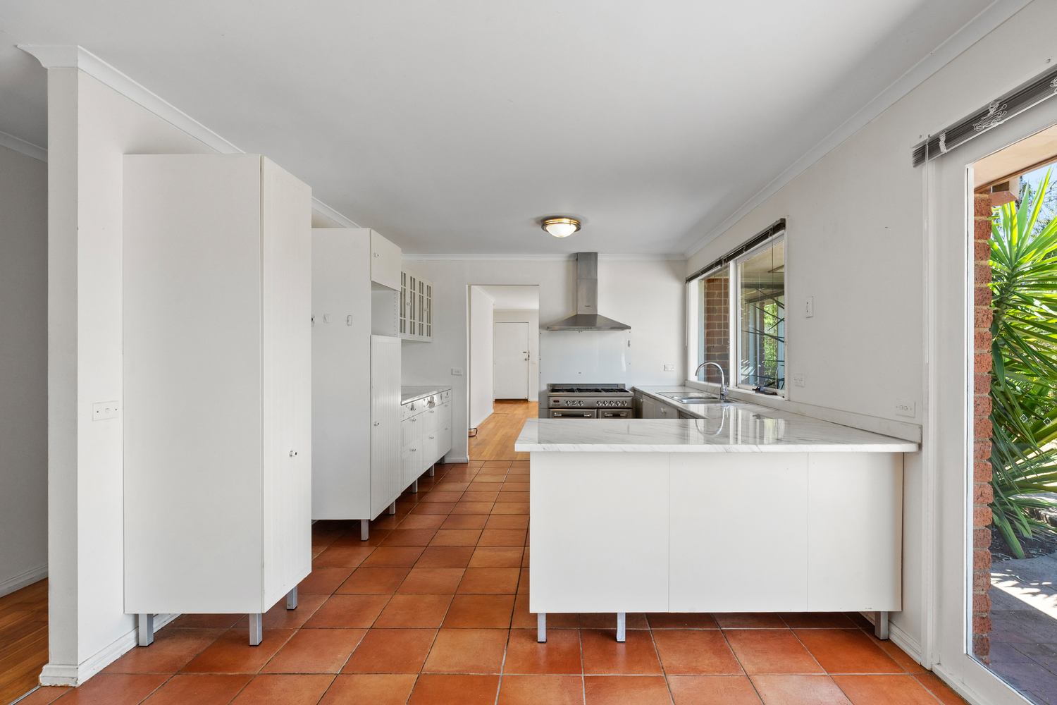 4 Hodder Court, Sydenham, VIC 3037 - Image 5