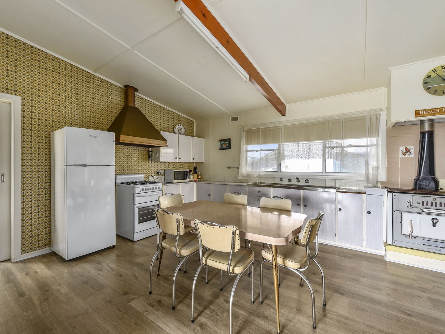 4-bedroom house at 86 MARINE PARADE, Kingston Se SA 5275, , South Australia