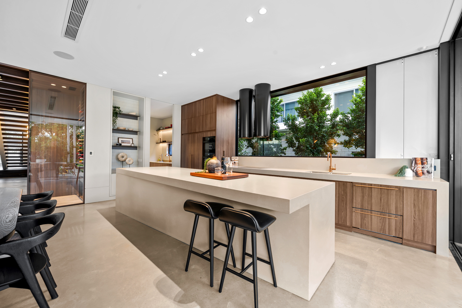 30 ARUMA AVENUE, Burleigh Waters QLD 4220 - Image 10