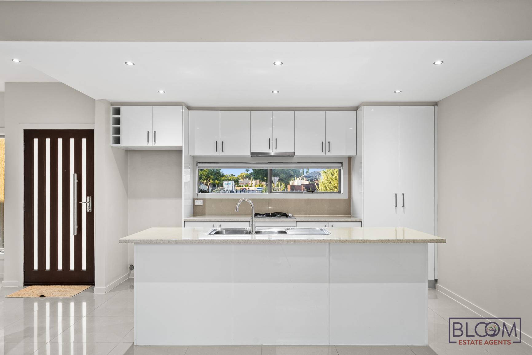 UNIT 1 43 WESTMEADOWS LANE, Truganina VIC 3029 - Image 3