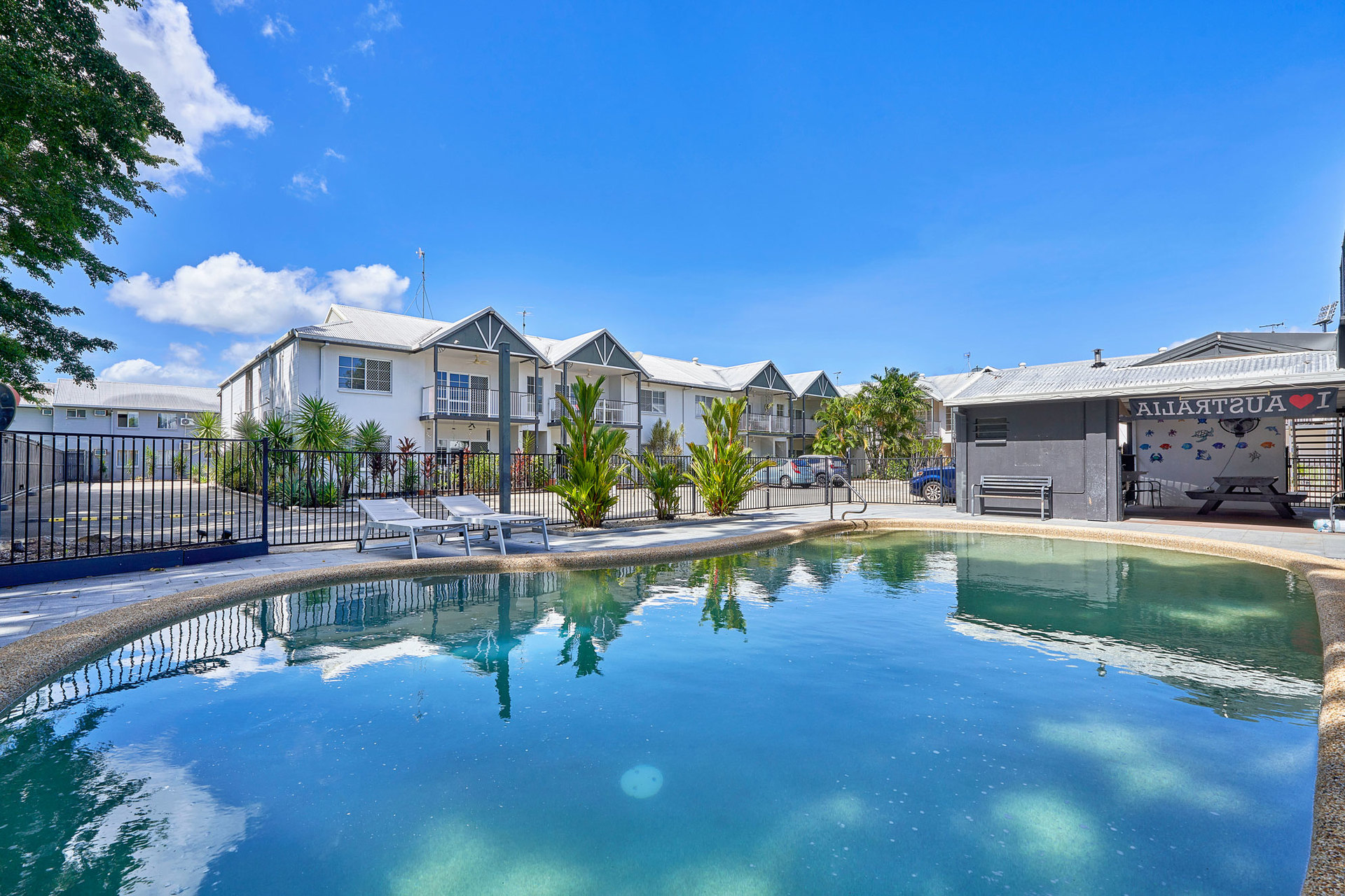 27/87-91 Earl Street, Westcourt, QLD 4870 - Image 2