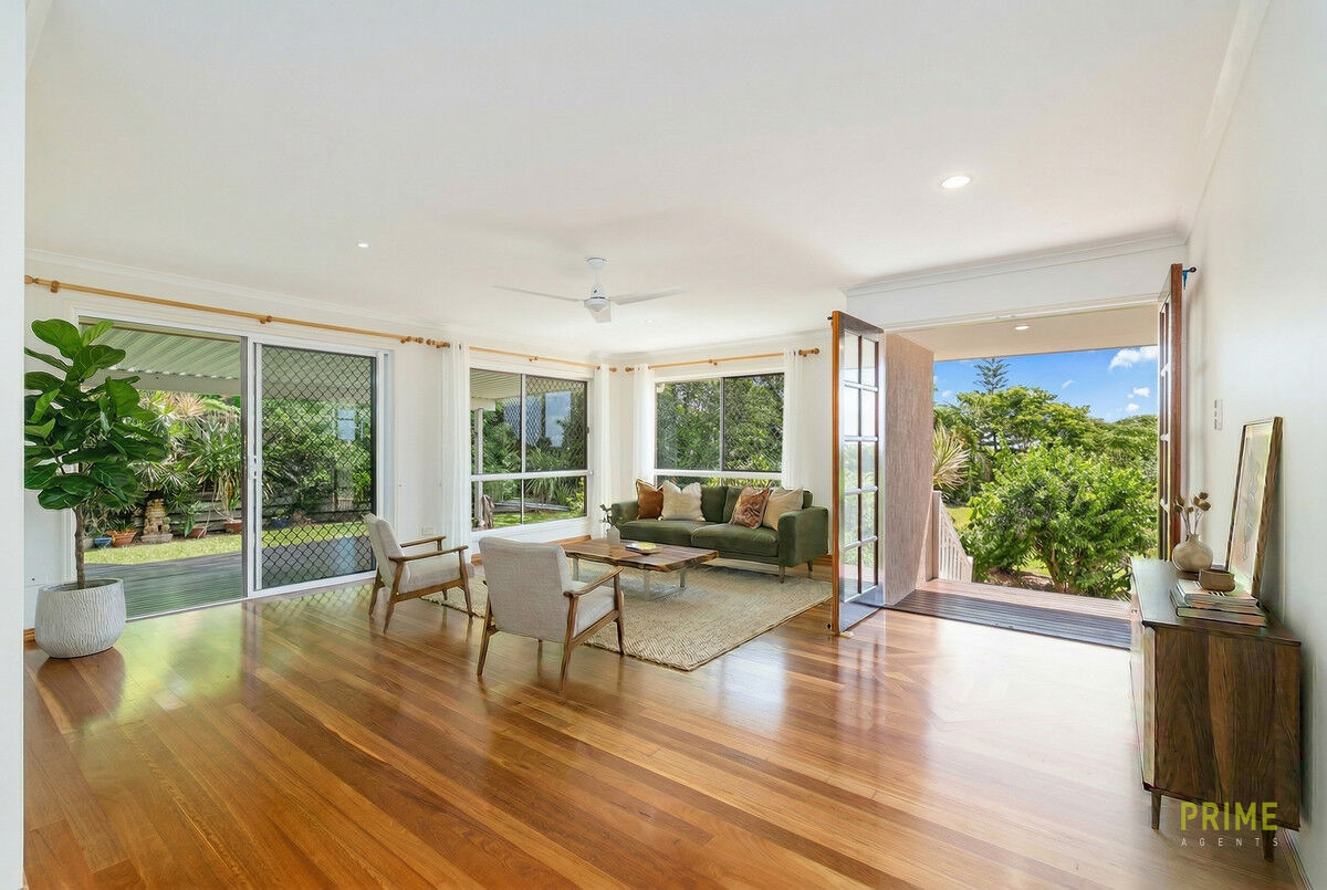 20 AZURE COURT, Dundowran Beach QLD 4655 - Image 9