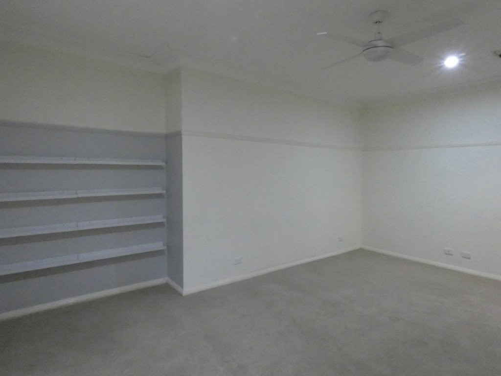 5-bedroom house at 43 Devereux Street, Warracknabeal, VIC 3393, Yarriambiack, Victoria