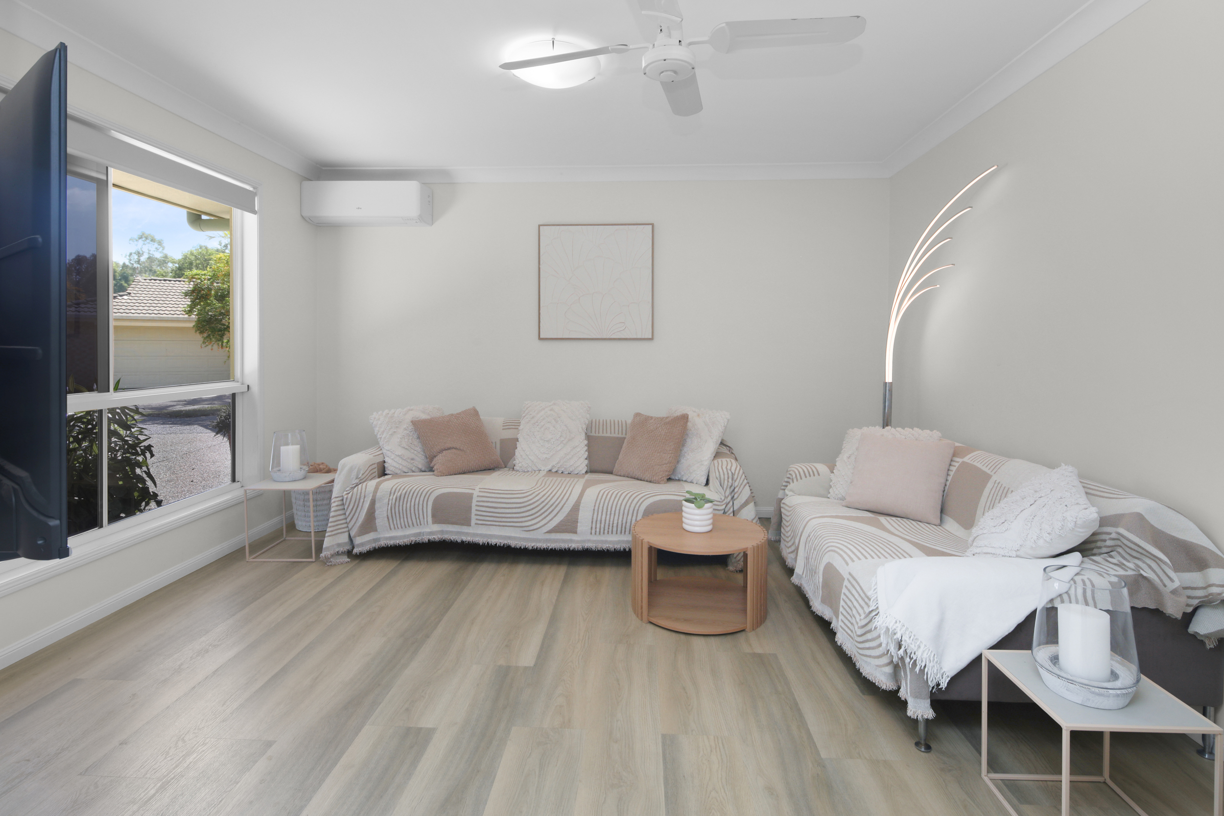 66 LAGOON CRESCENT, Bellbowrie QLD 4070 - Image 2