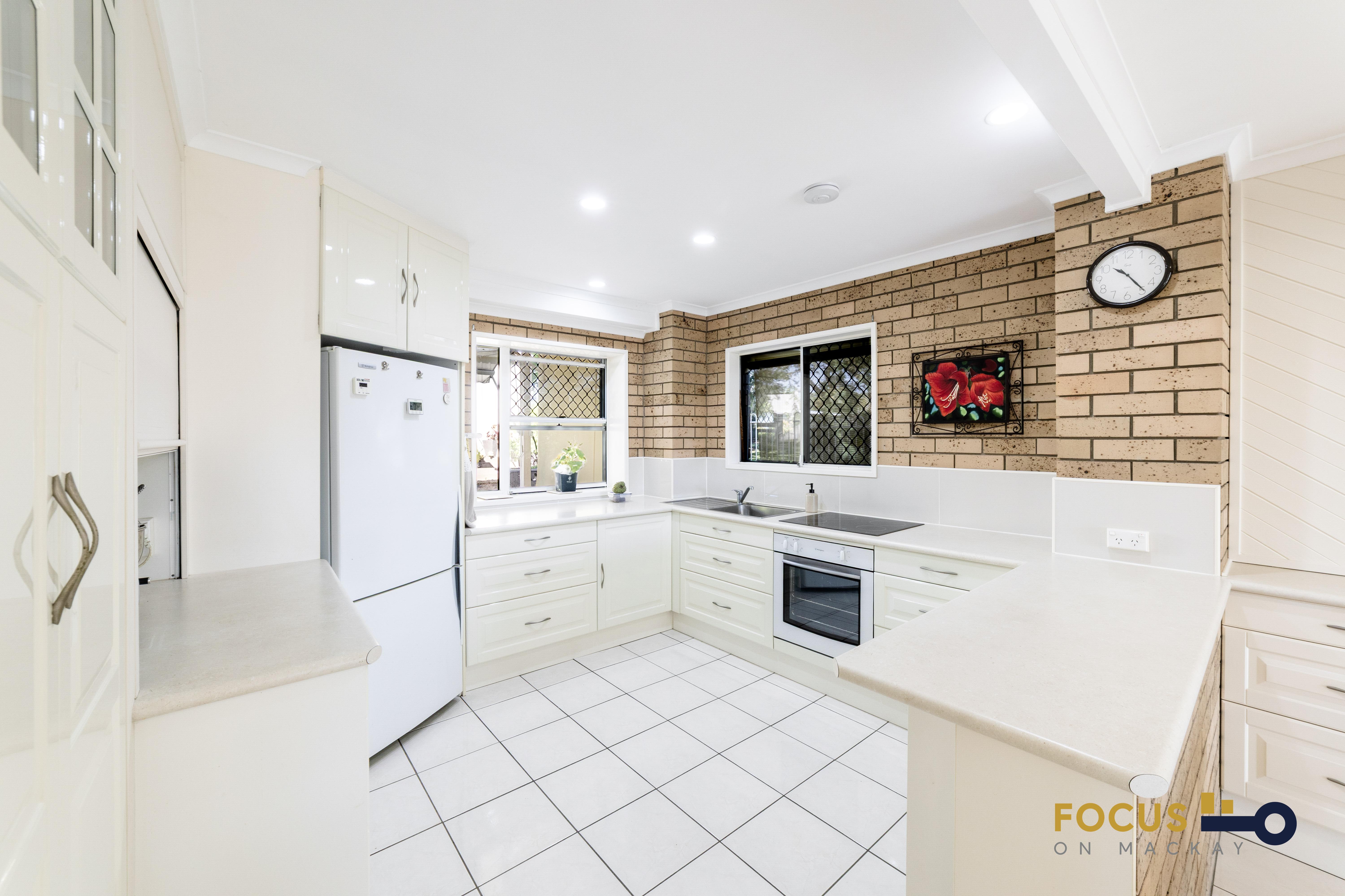 16 Graham Court, Mount Pleasant, QLD 4740 - Image 10