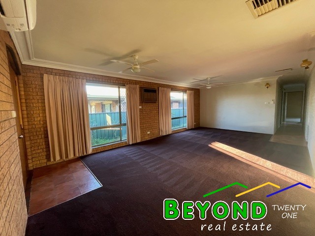 21 MYRTLE STREET, Gilgandra NSW 2827 - Image 3