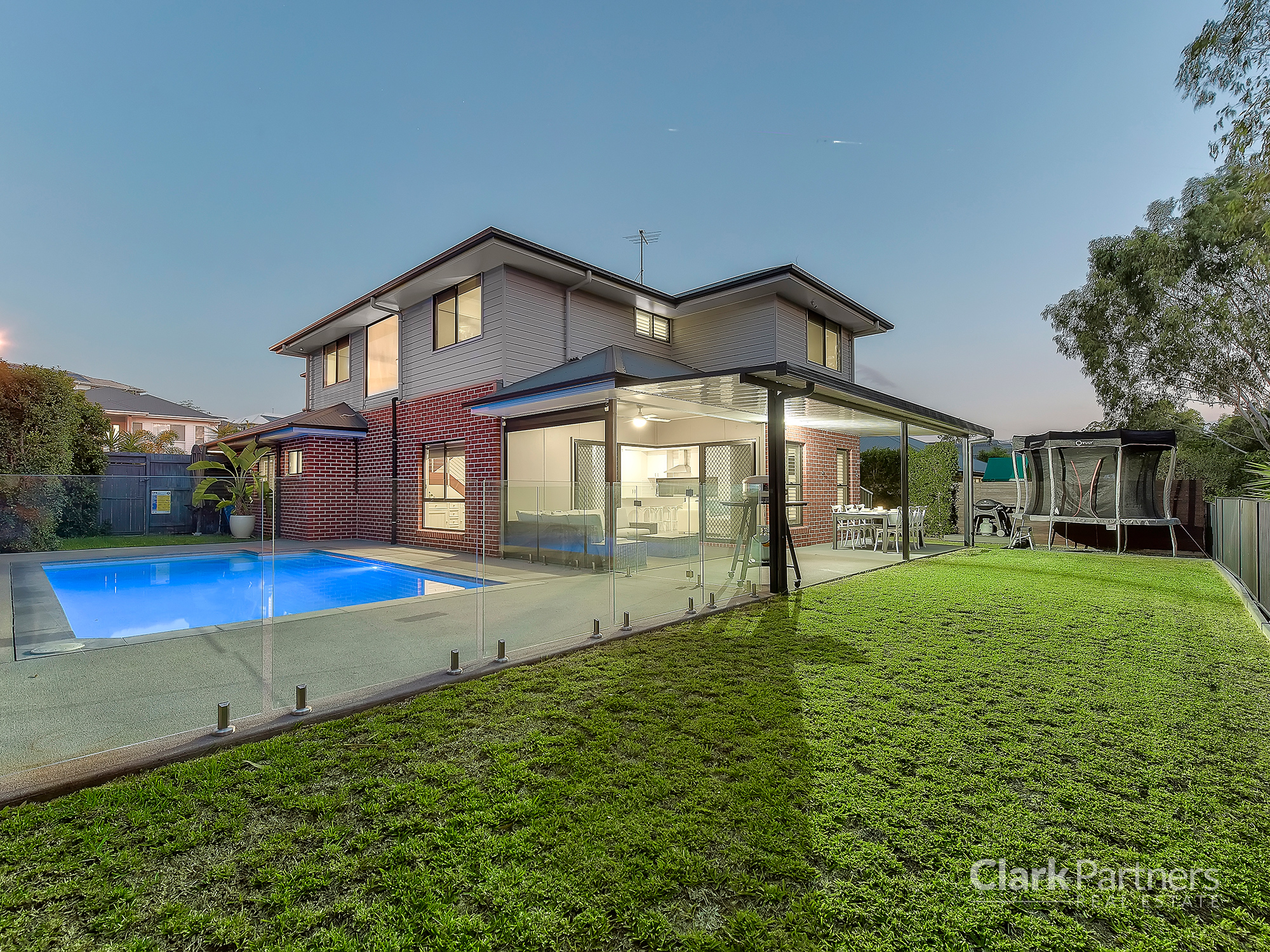 113 KINGFISHER DRIVE, Upper Kedron QLD 4055 - Image 1