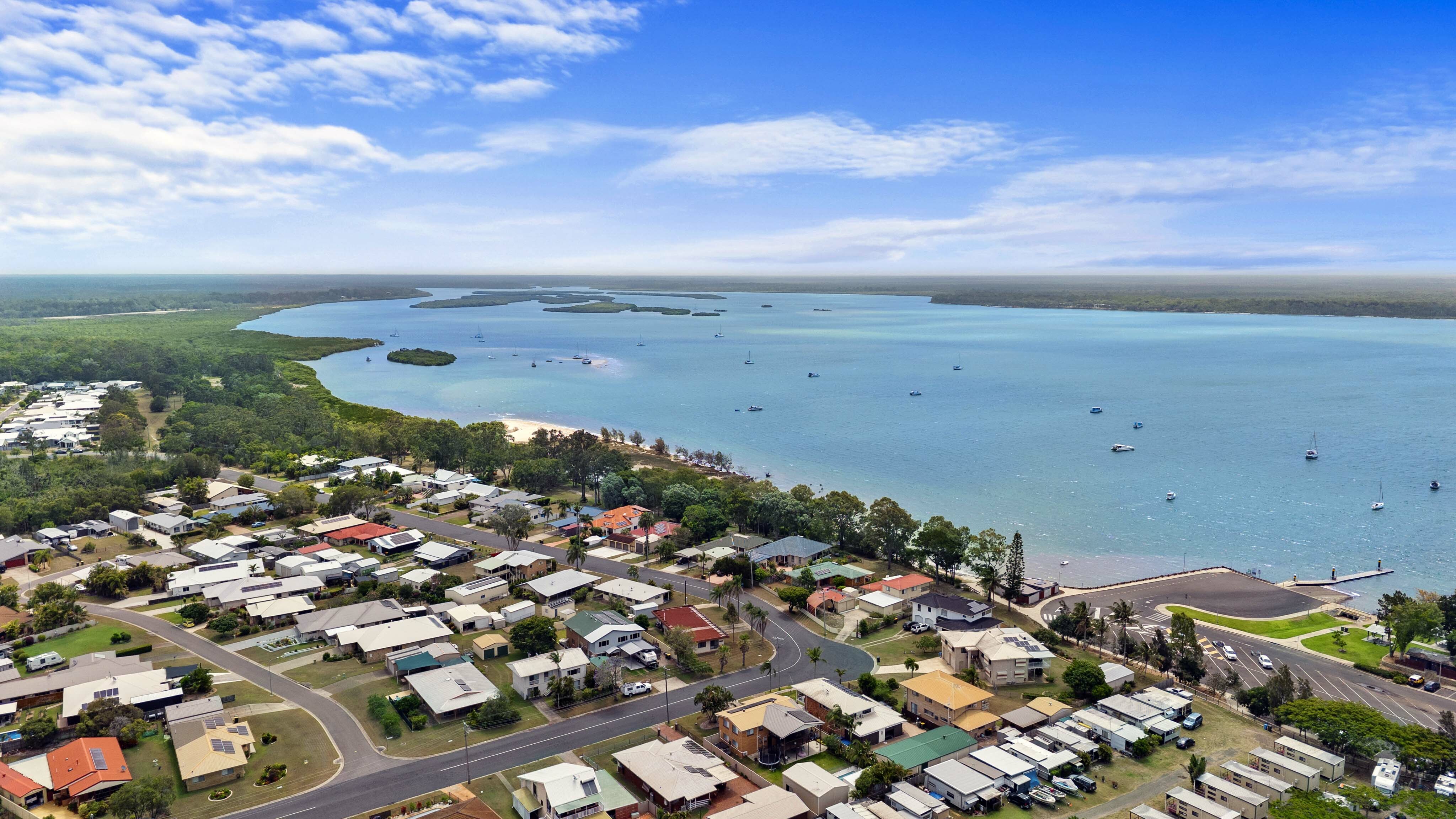 4-bedroom unit at 69 Riverview Drive, Burrum Heads, QLD 4659, Fraser Coast, Queensland