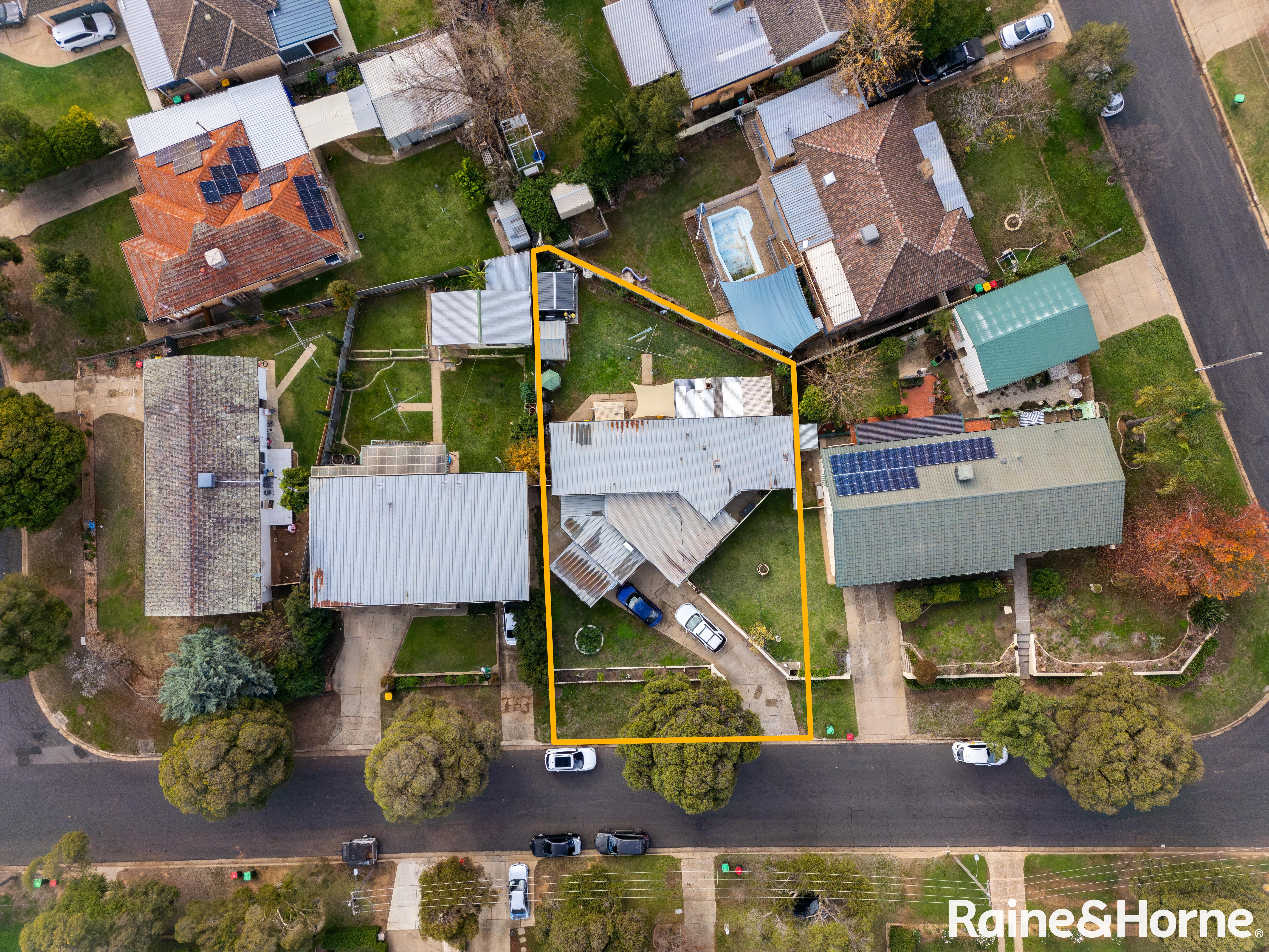 3-bedroom house at 3 Acacia Street, Kooringal, NSW 2650, Wagga Wagga, New South Wales