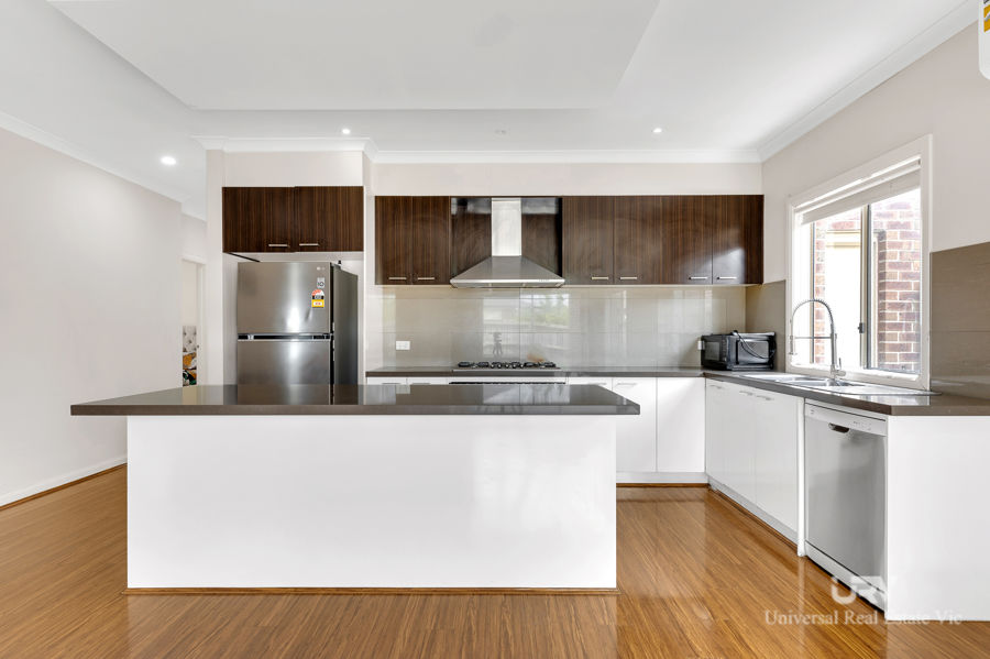 3-bedroom house at 35 STOKE CIRCUIT, Wollert VIC 3750, Whittlesea, Victoria