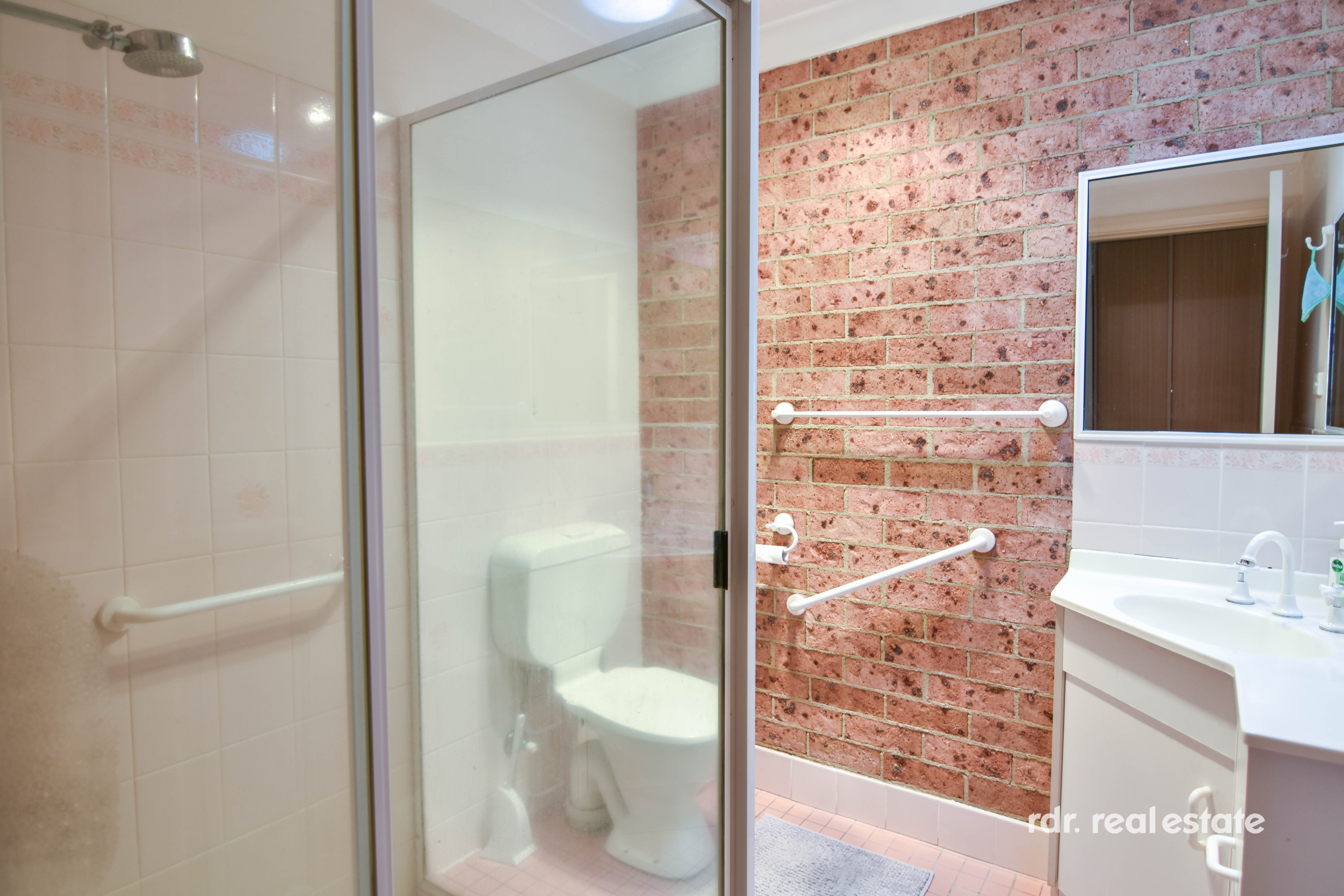 2-bedroom unit at 4 55-57 GRANVILLE STREET, INVERELL NSW 2360, Inverell, New South Wales