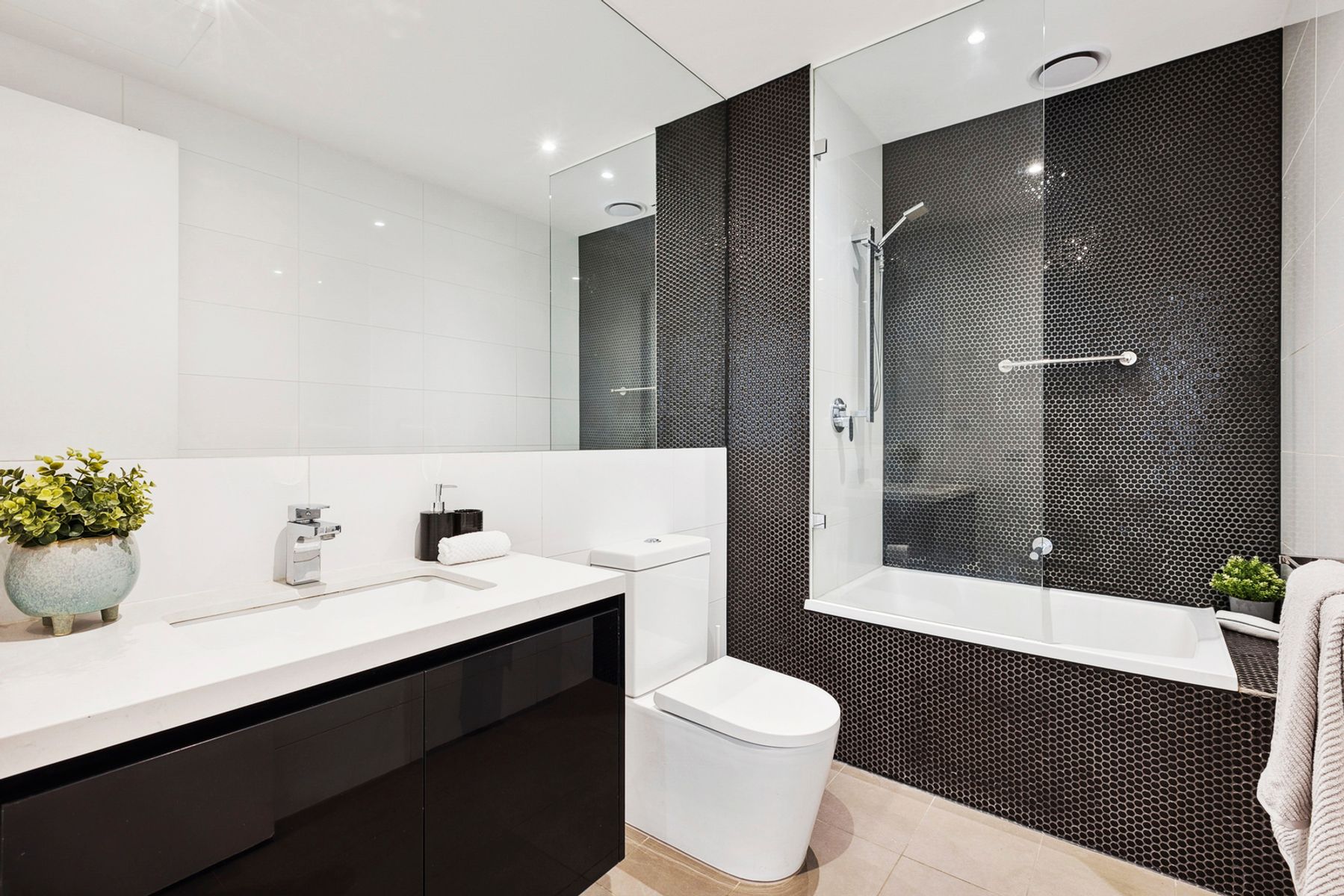 2-bedroom unit at 101/594 Riversdale Road, Camberwell, VIC 3124, Boroondara, Victoria