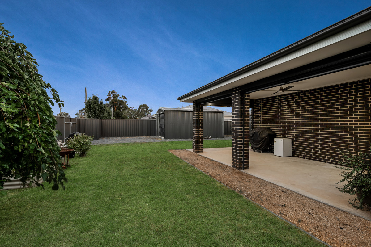 4-bedroom house at 140 READ STREET, Howlong NSW 2643, Federation, New South Wales
