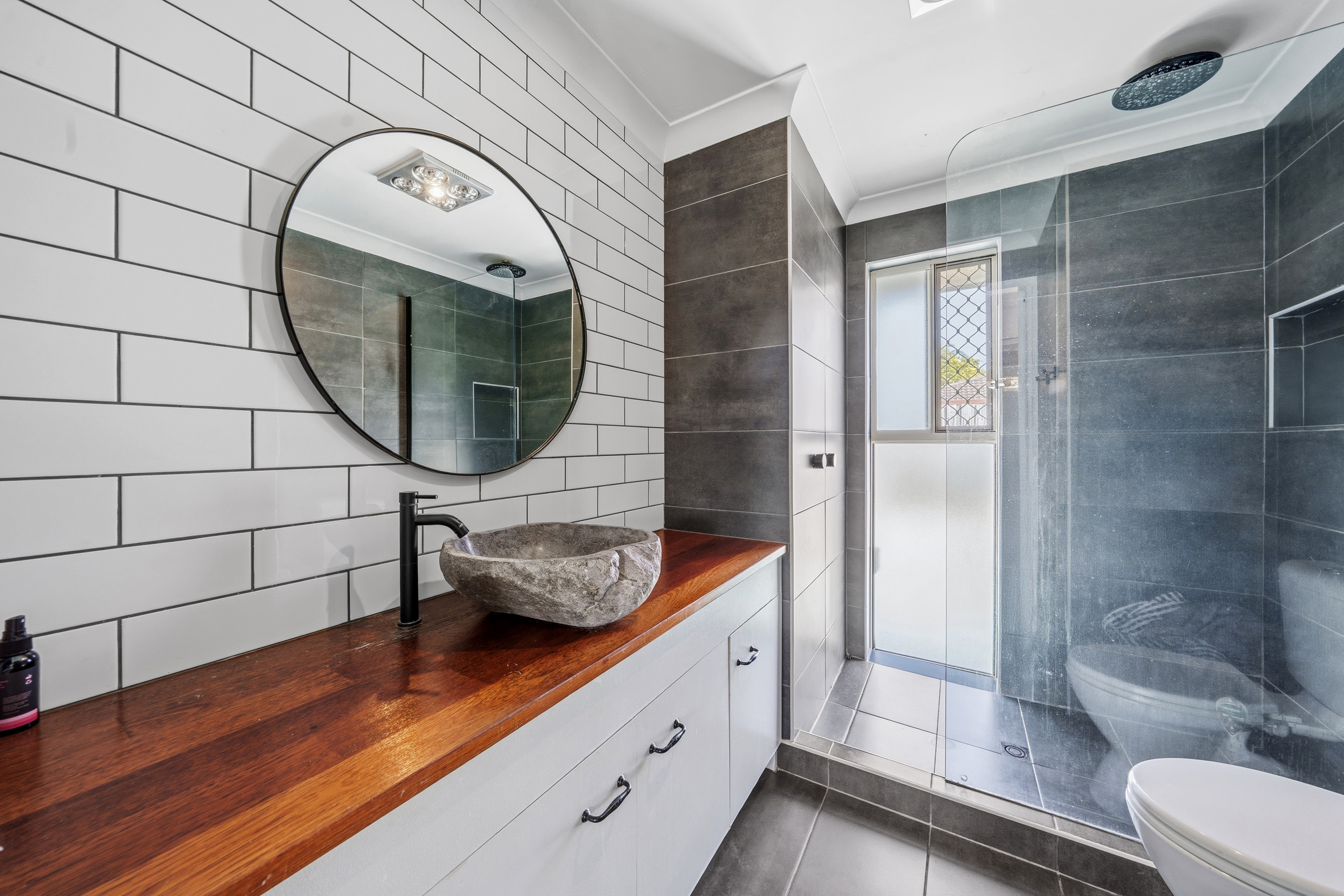 6 THORNBILL PLACE, Burleigh Waters QLD 4220 - Image 10
