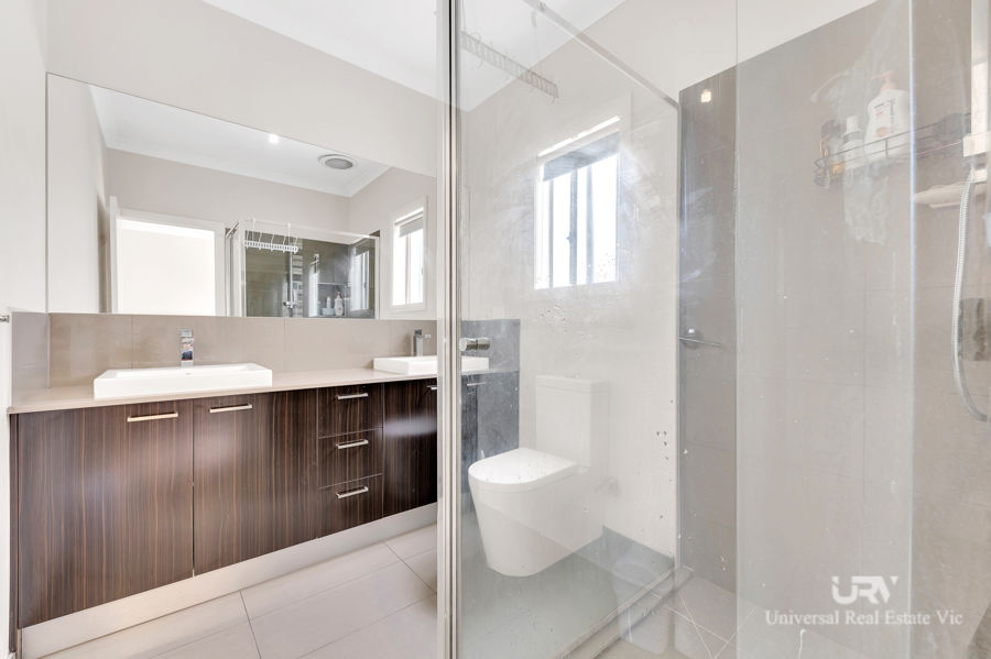 3-bedroom house at 35 STOKE CIRCUIT, Wollert VIC 3750, Whittlesea, Victoria