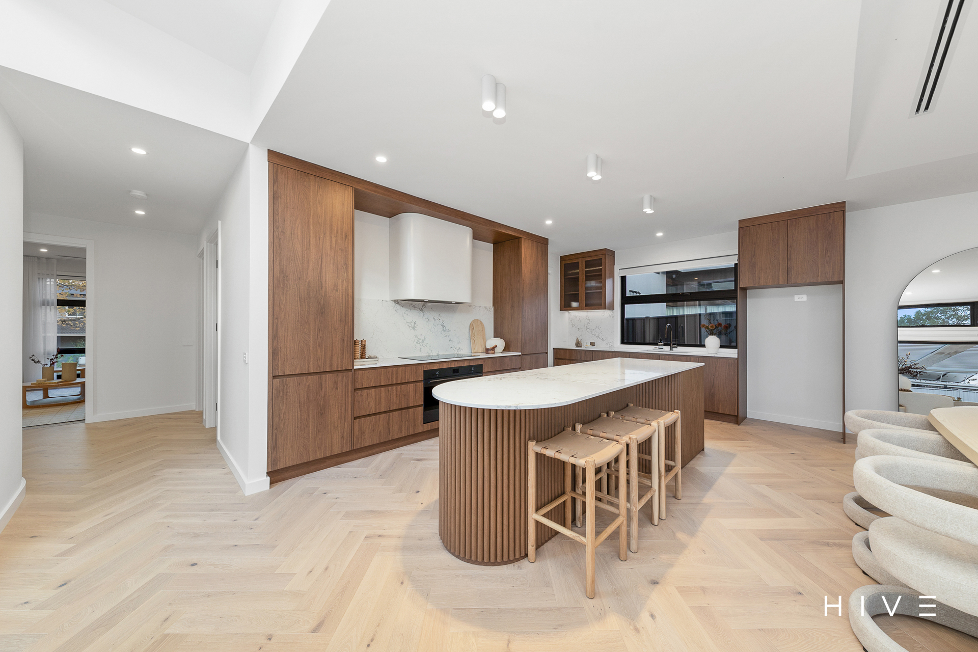 33 Macalister Crescent, Curtin, ACT 2605 - Image 4