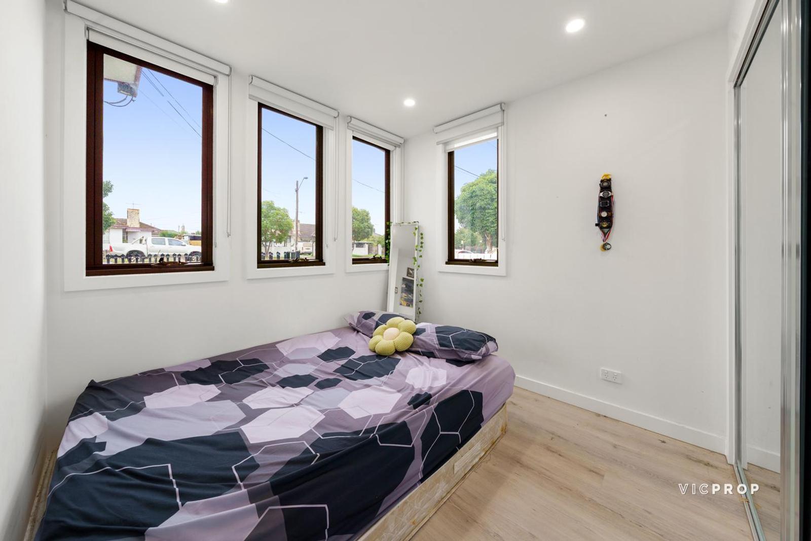 3-bedroom unit at 75 South Road, Braybrook, VIC 3019, Maribyrnong, Victoria
