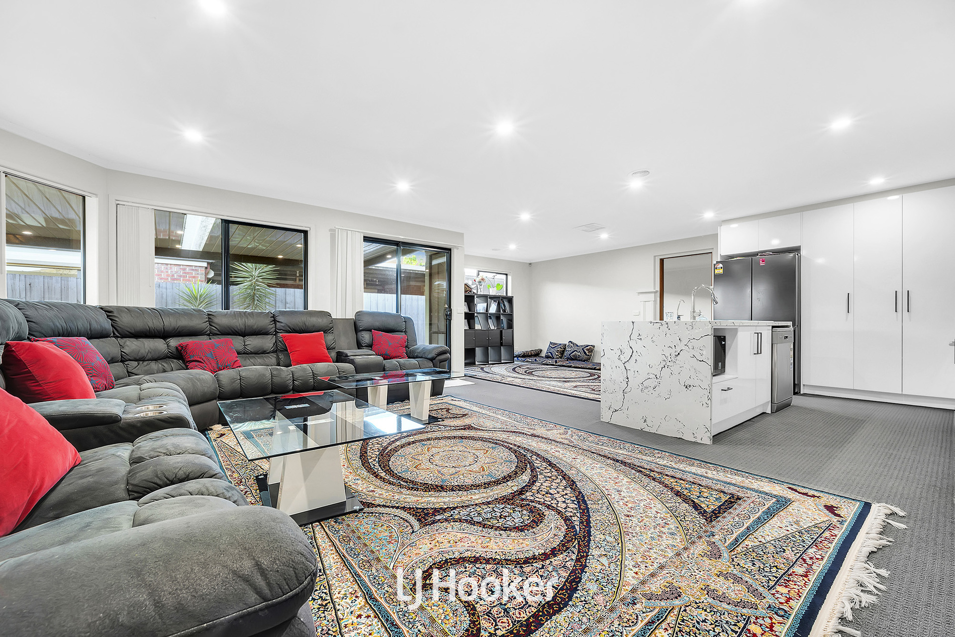 13 CHISHOLM CRESCENT, Narre Warren South VIC 3805 - Image 9